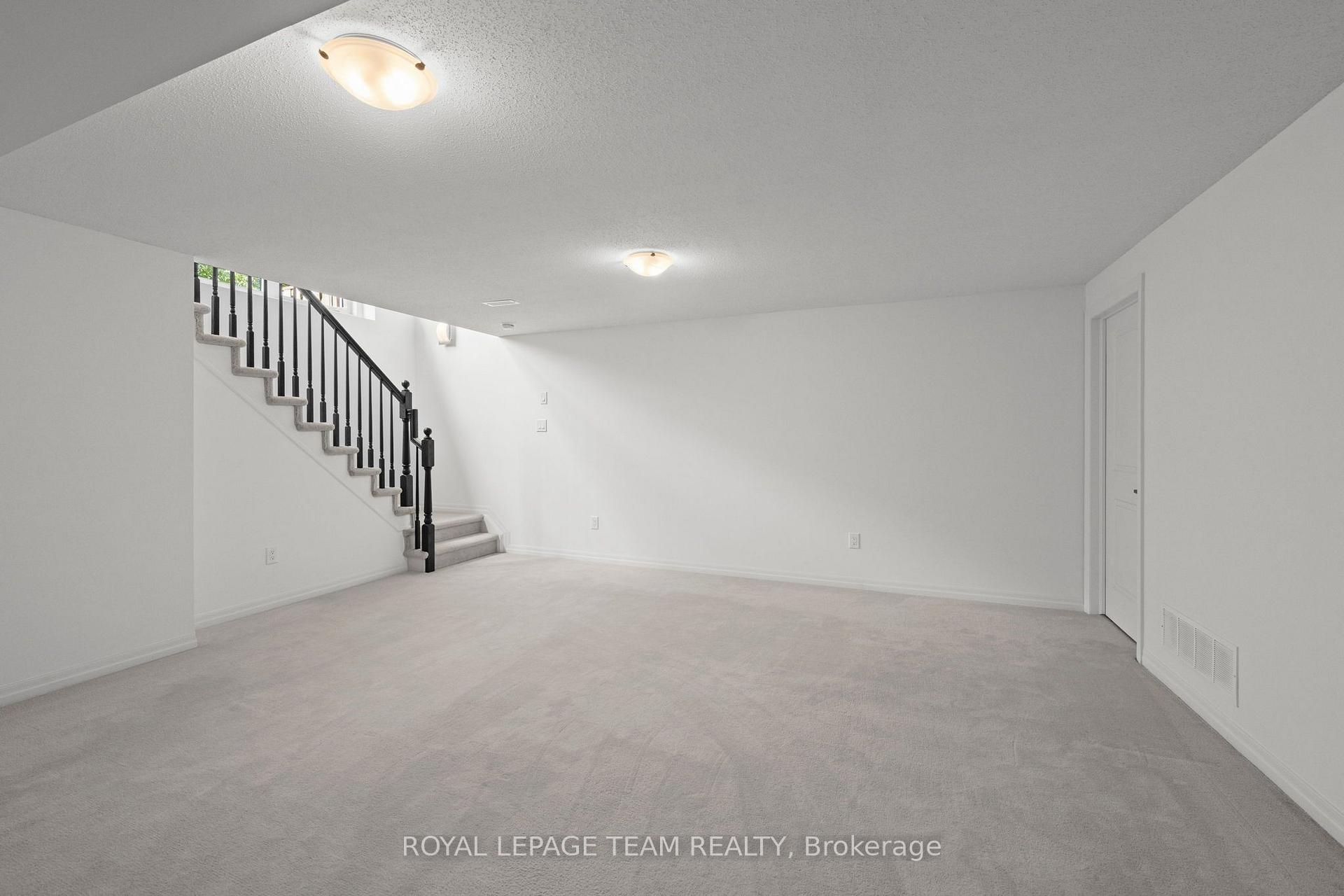 Photo 38 of 547 Rioja Street, Ottawa, Kanata - Emerald Meadows/Trailwest — HOMEH