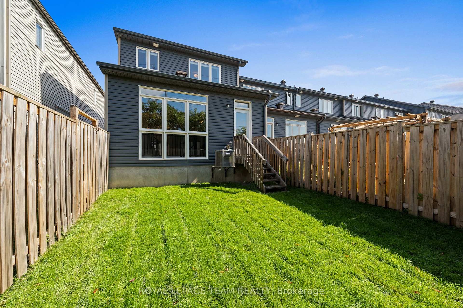 Photo 41 of 547 Rioja Street, Ottawa, Kanata - Emerald Meadows/Trailwest — HOMEH