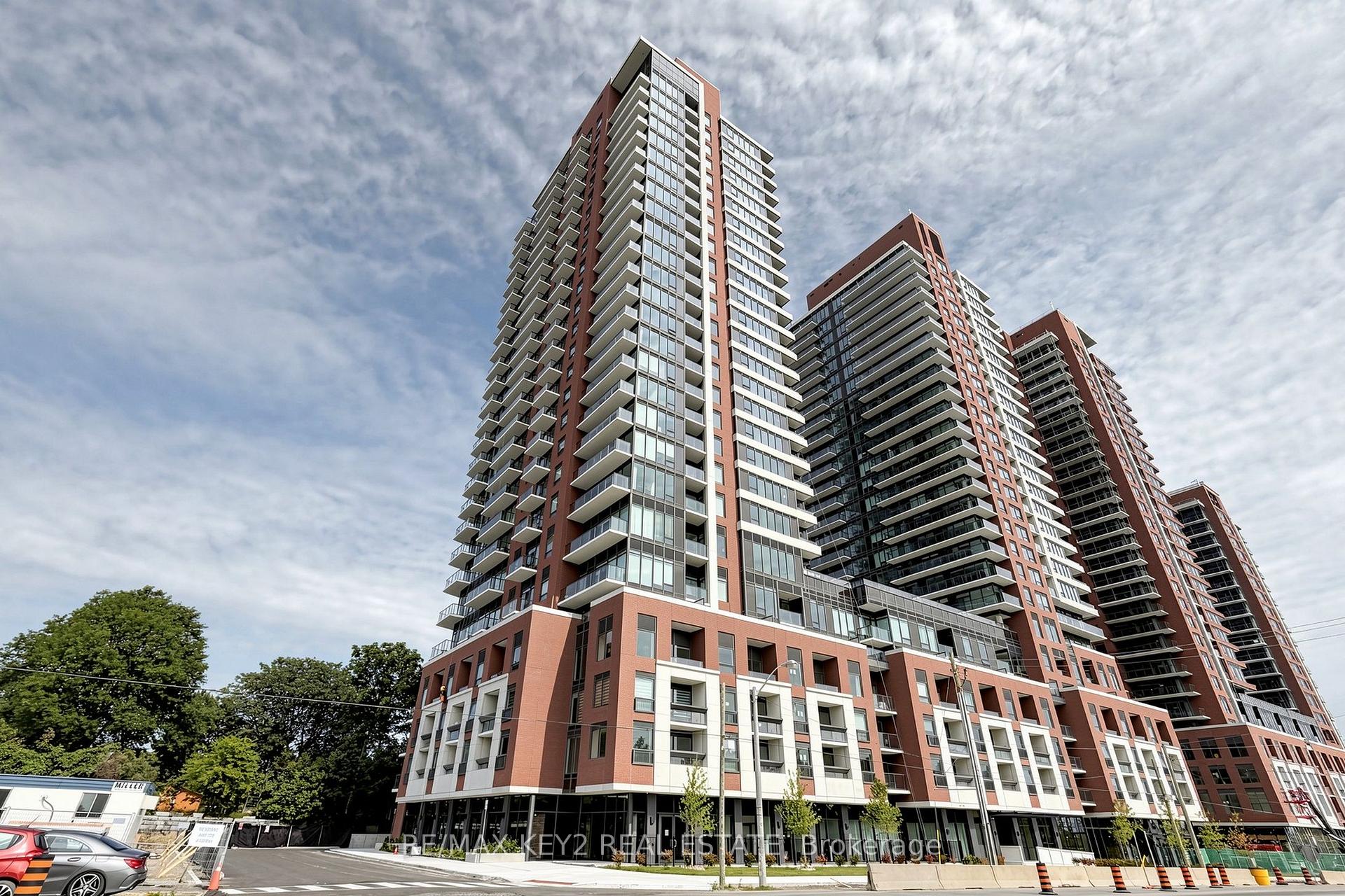 Front of Unit 2219, 4010 Eglinton Avenue W