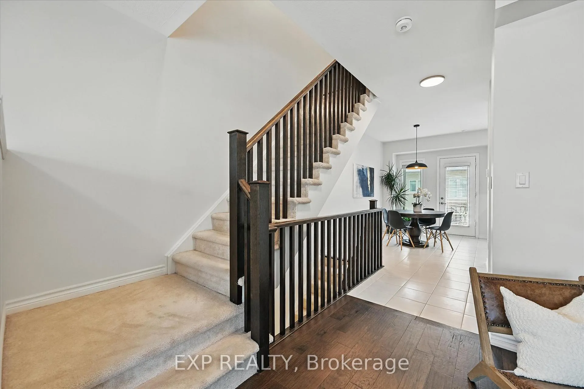 Photo 21 of 114 Borers Creek Circle, Hamilton, Waterdown — HOMEH