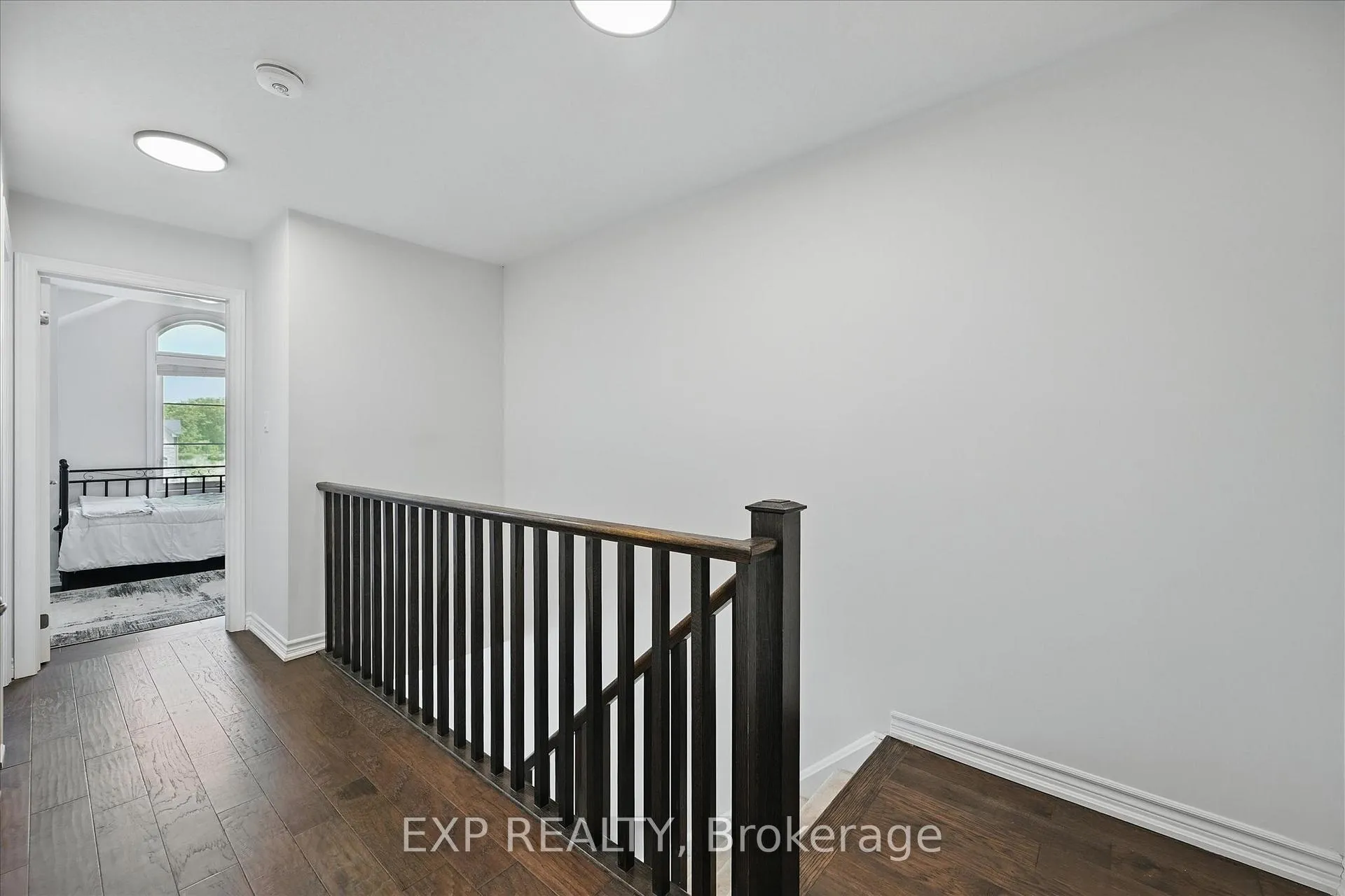 Photo 23 of 114 Borers Creek Circle, Hamilton, Waterdown — HOMEH