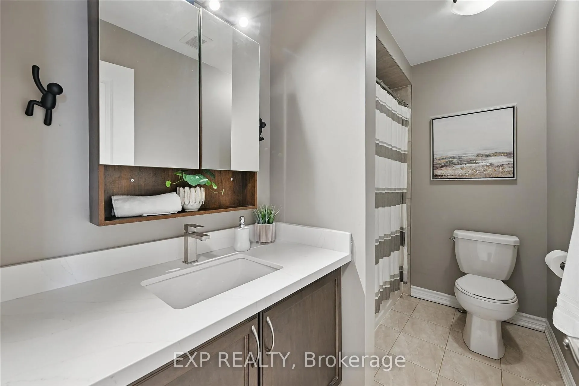 Photo 35 of 114 Borers Creek Circle, Hamilton, Waterdown — HOMEH