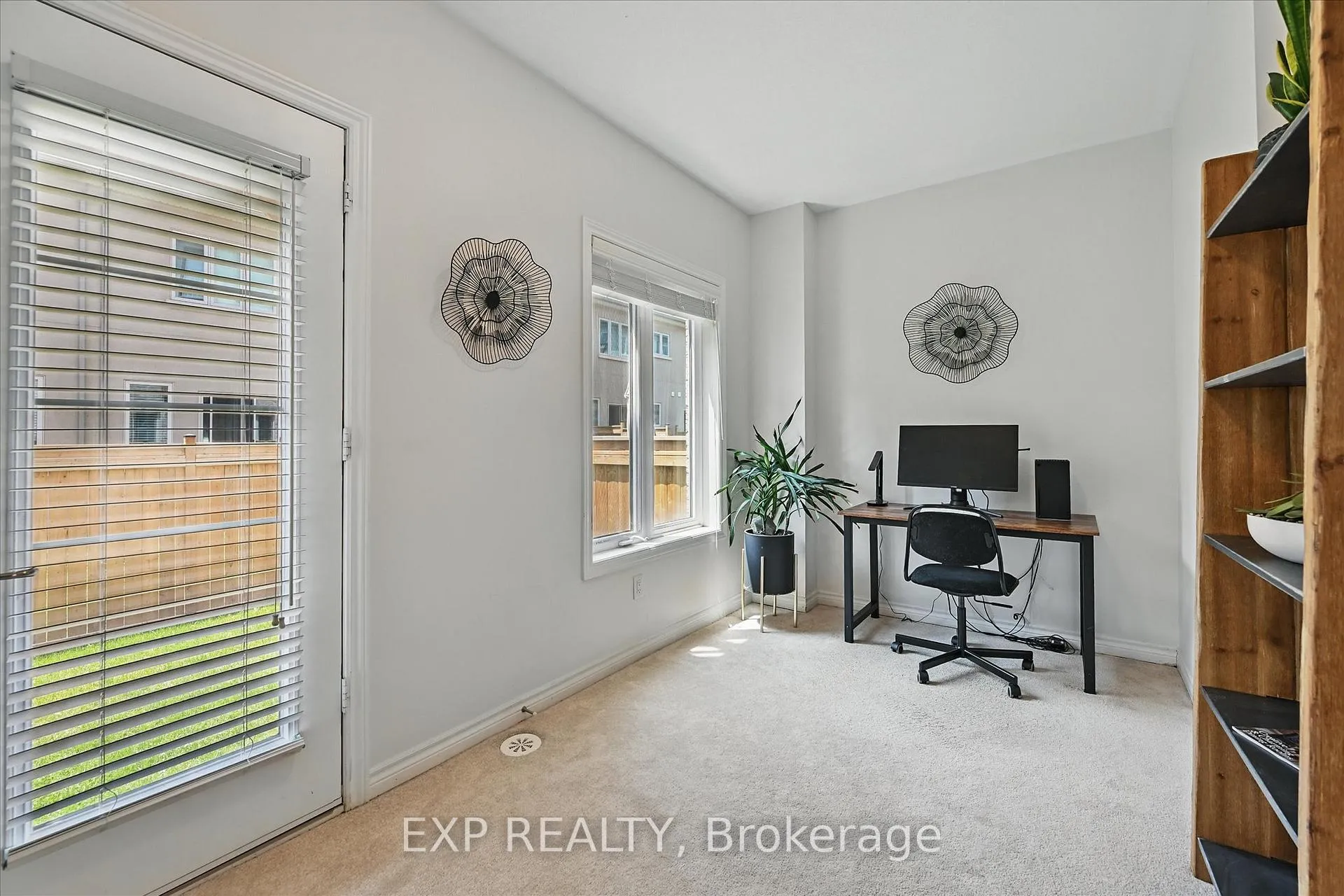 Photo 38 of 114 Borers Creek Circle, Hamilton, Waterdown — HOMEH