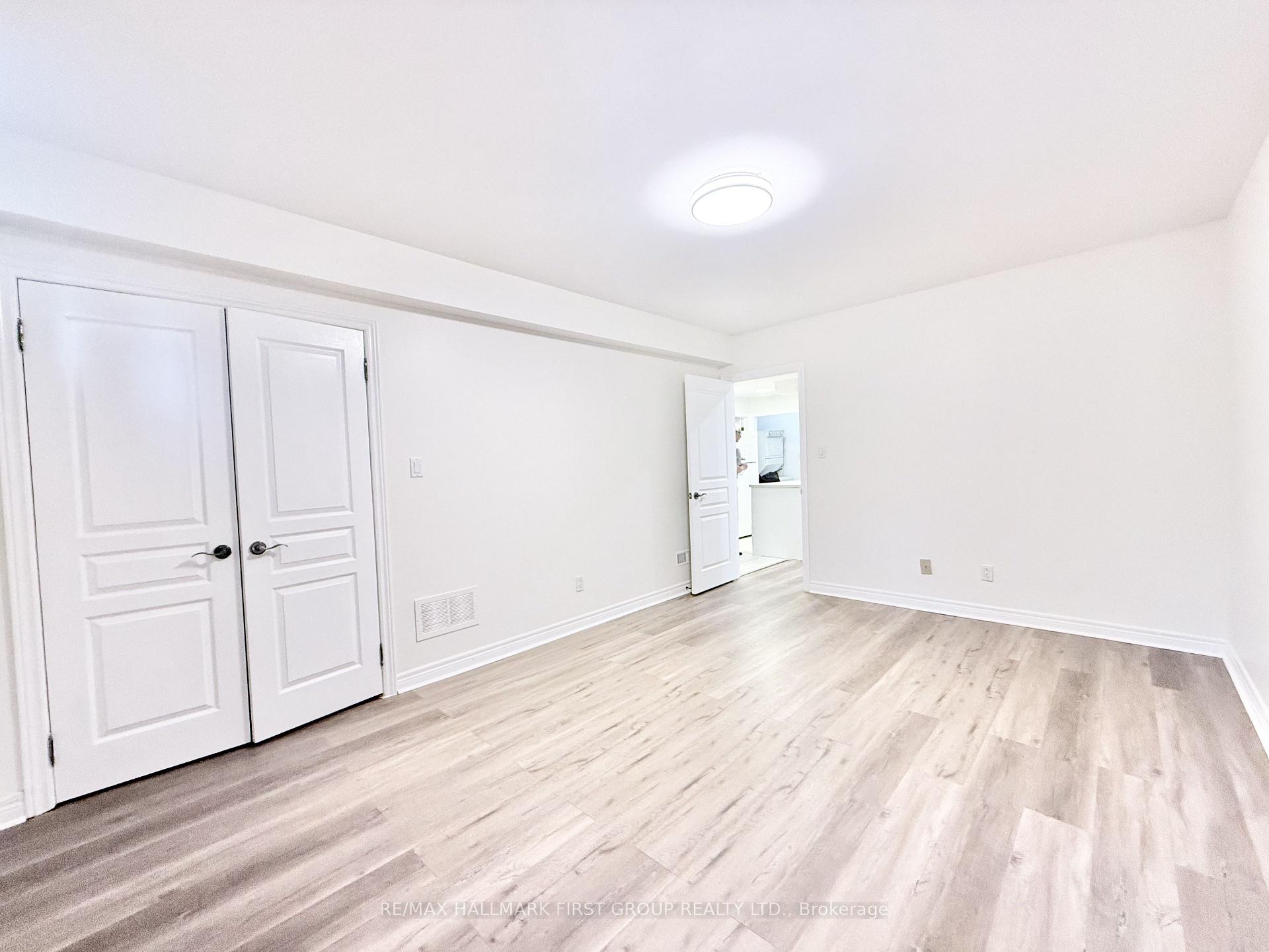 Photo 7 of 22 Risebrough Avenue, North York, Newtonbrook East — HOMEH