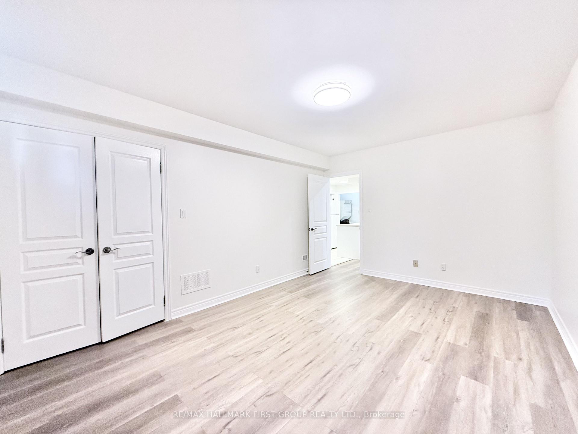 Photo 8 of 22 Risebrough Avenue, North York, Newtonbrook East — HOMEH