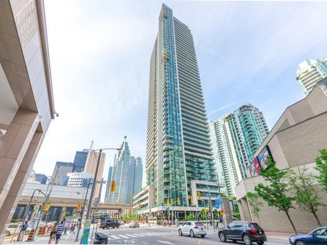 Front of Unit 3410, 33 Bay Street
