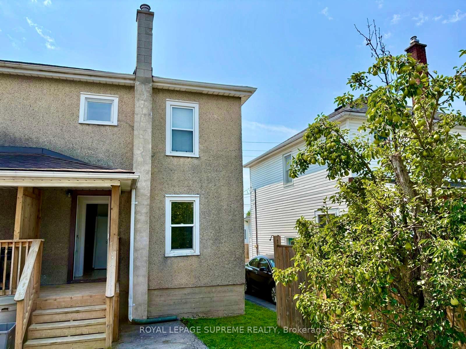 Photo 6 of Unit Main Floor, 30 Fourth Street, Welland, Lincoln/Crowland — HOMEH