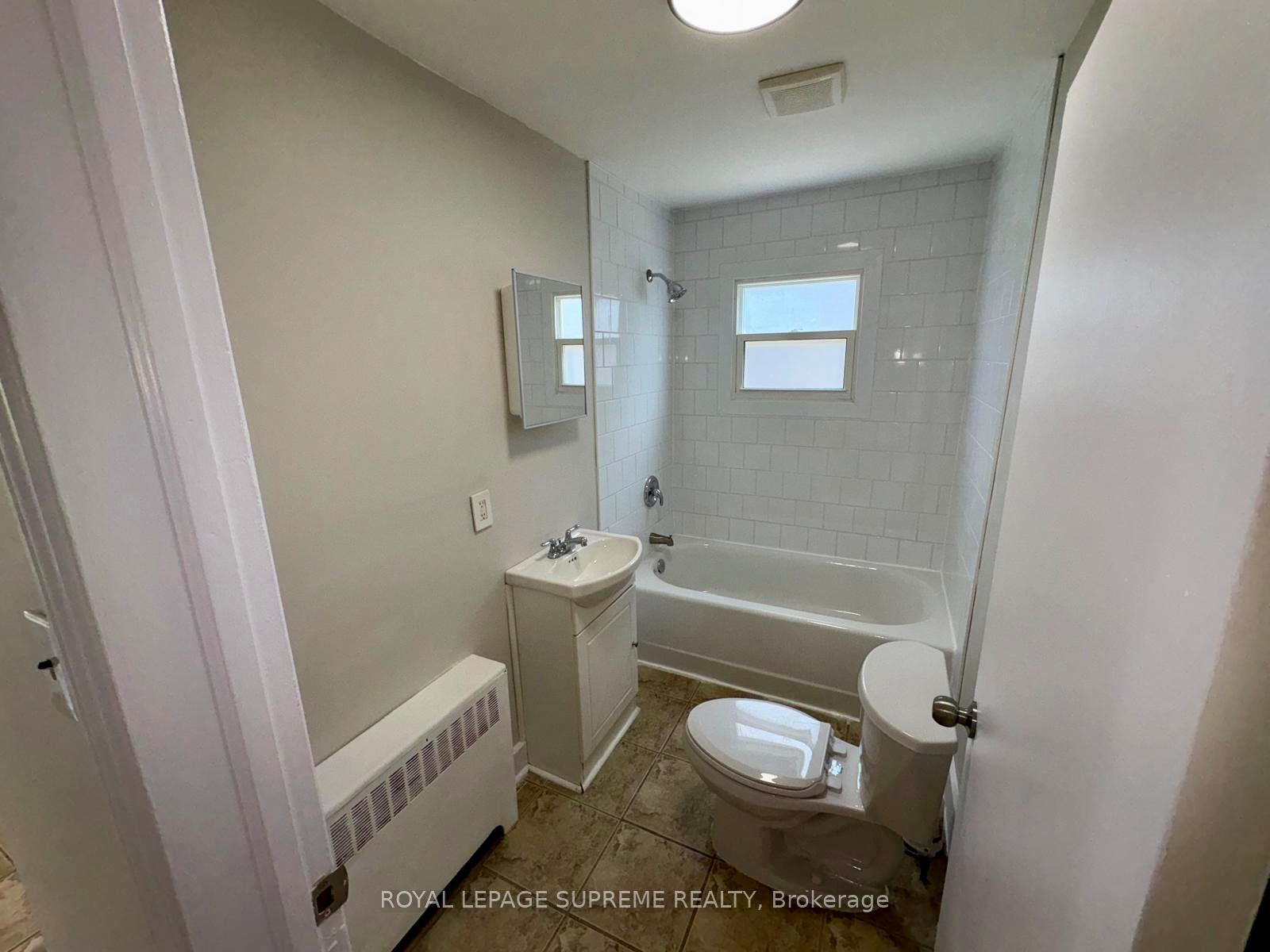 Photo 26 of Unit Main Floor, 30 Fourth Street, Welland, Lincoln/Crowland — HOMEH