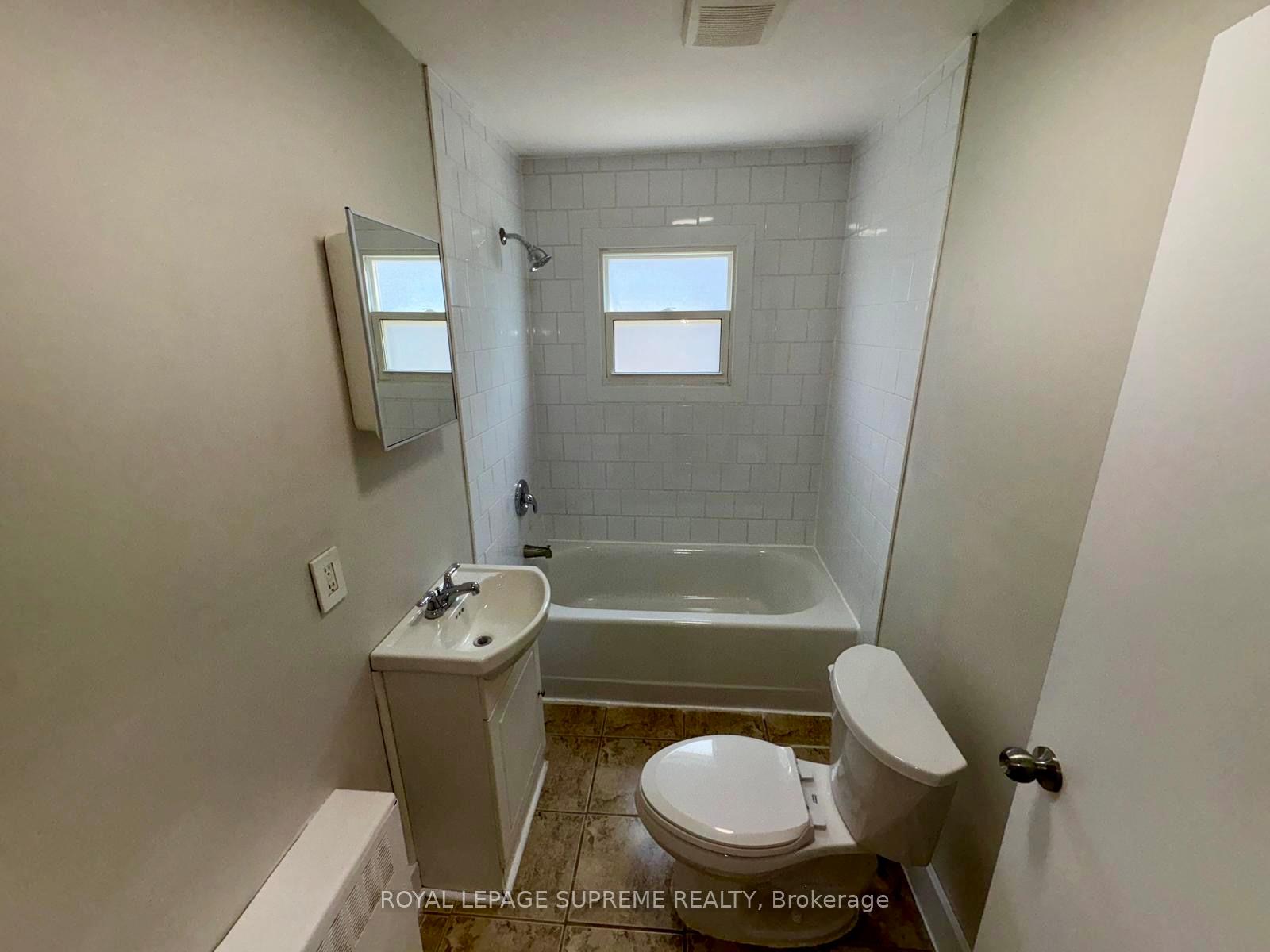 Photo 27 of Unit Main Floor, 30 Fourth Street, Welland, Lincoln/Crowland — HOMEH