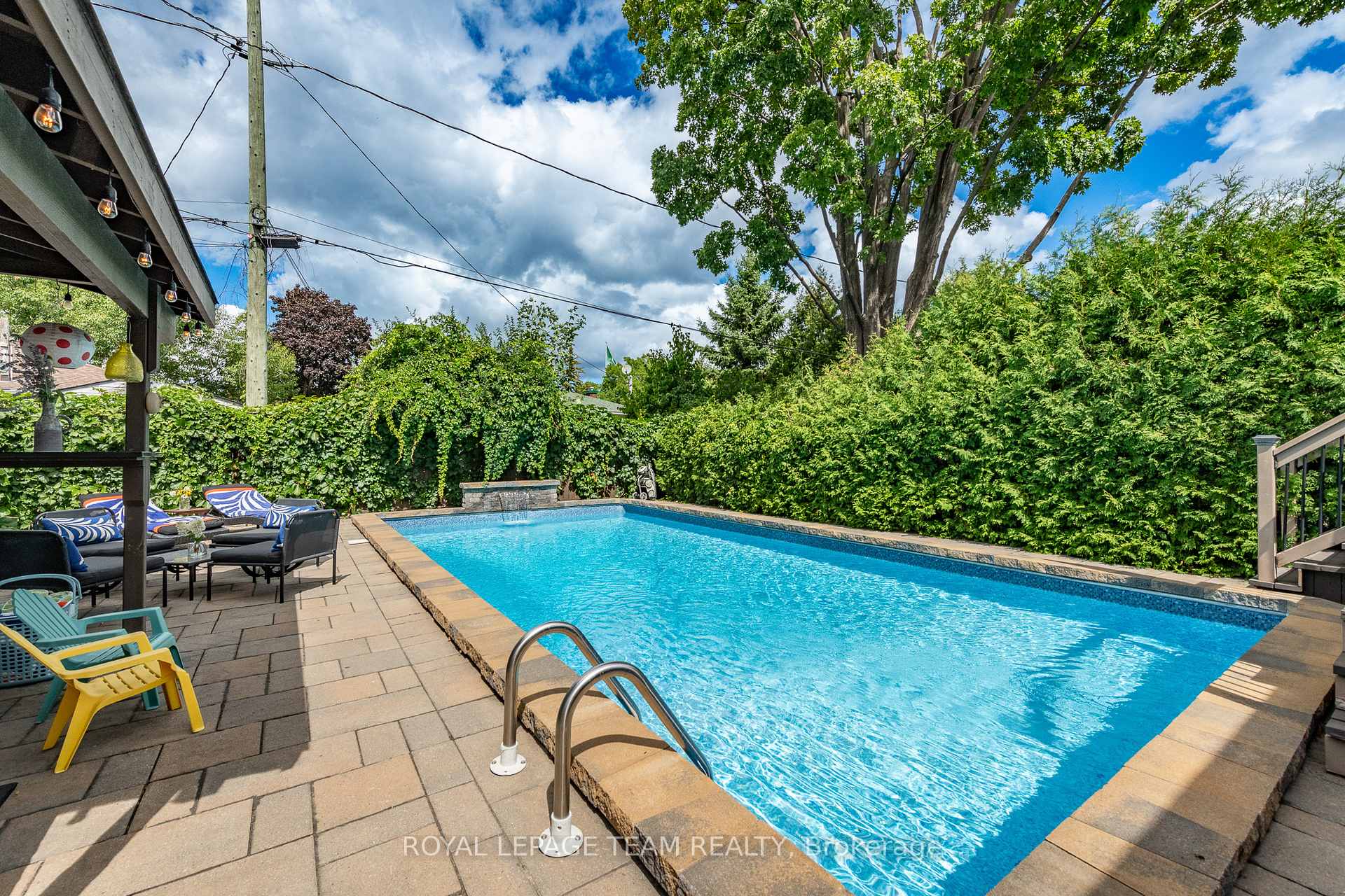 Photo 2 of 2149 Dublin Avenue, Ottawa, Bel Air Park — HOMEH