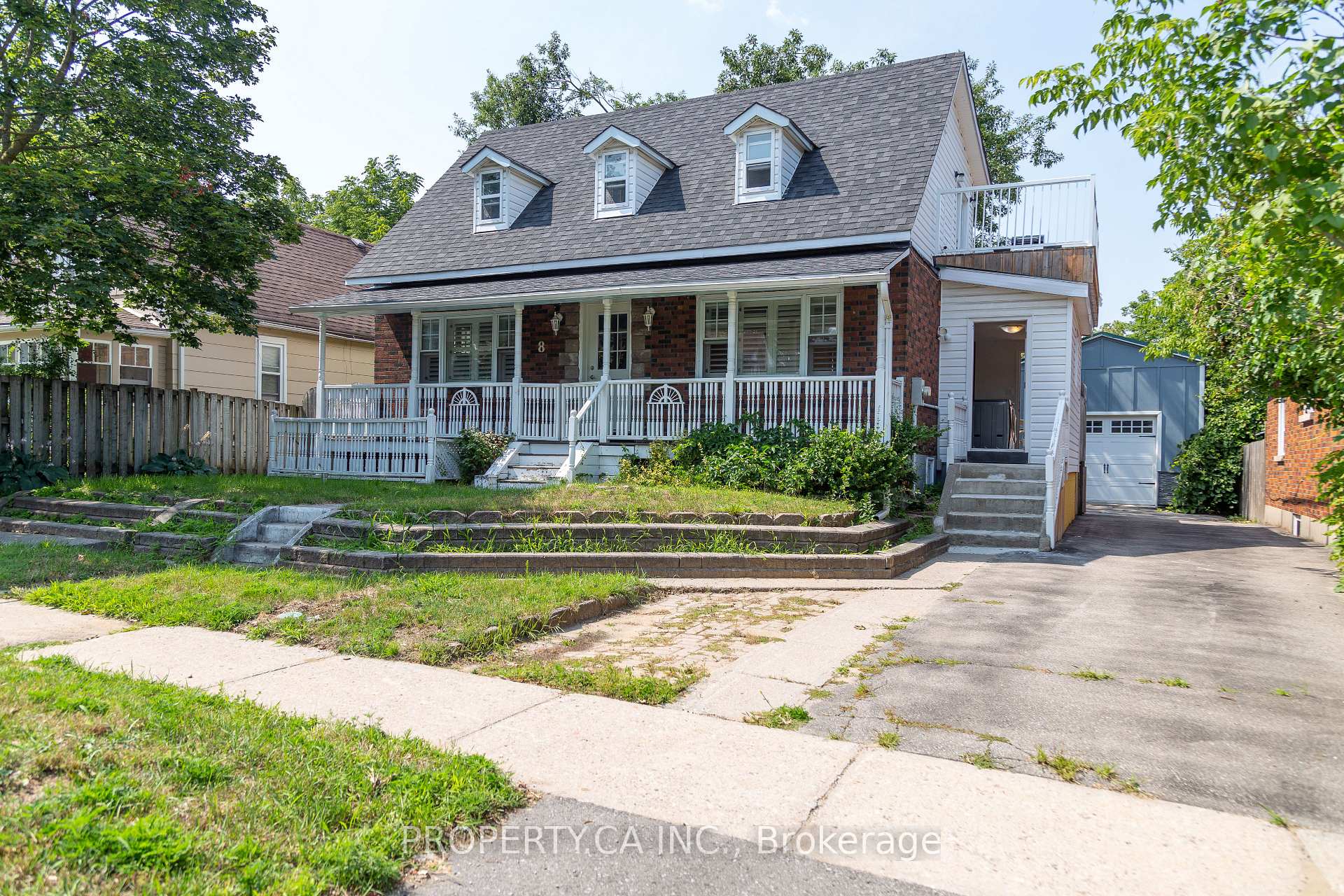 Photo of 8 Dufferin Street