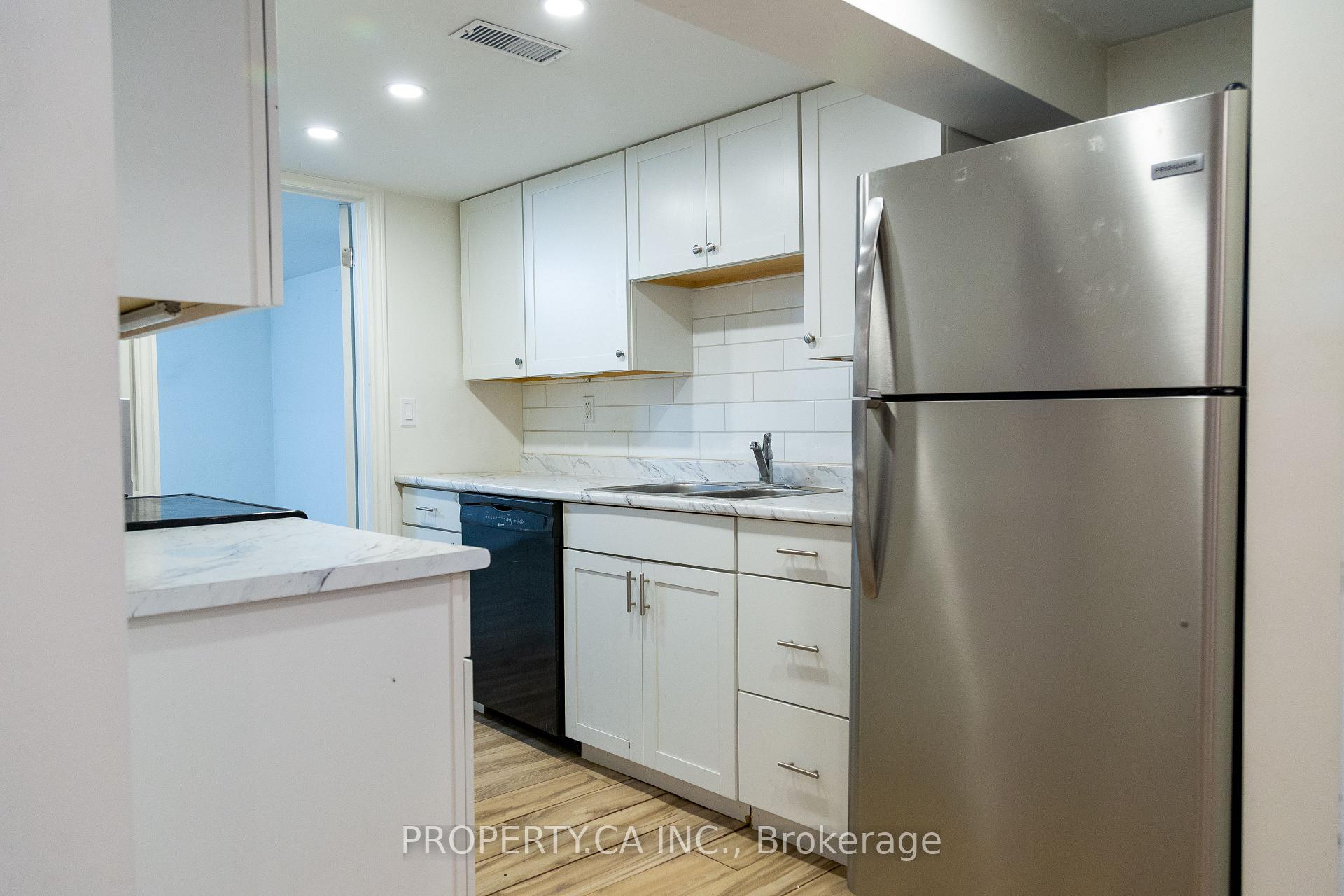 Photo 18 of 8 Dufferin Street, Barrie, Sanford — HOMEH
