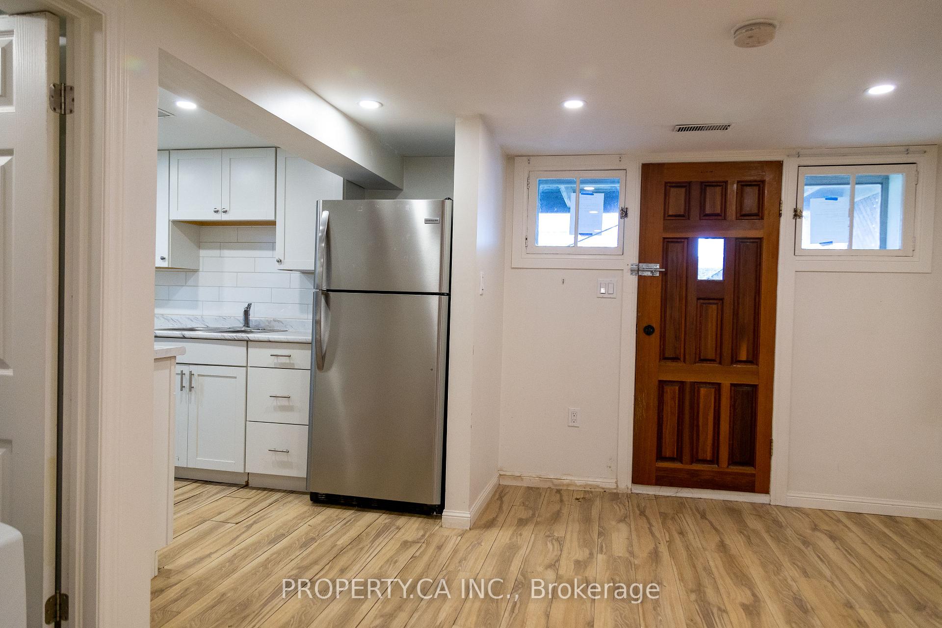 Photo 19 of 8 Dufferin Street, Barrie, Sanford — HOMEH