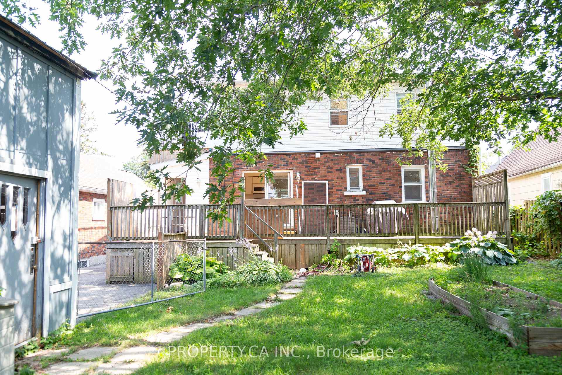 Photo 35 of 8 Dufferin Street, Barrie, Sanford — HOMEH