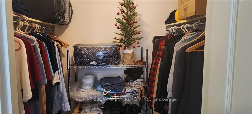 Photo 14 of Unit 204, 19 Lake Avenue S, Hamilton, Stoney Creek — HOMEH