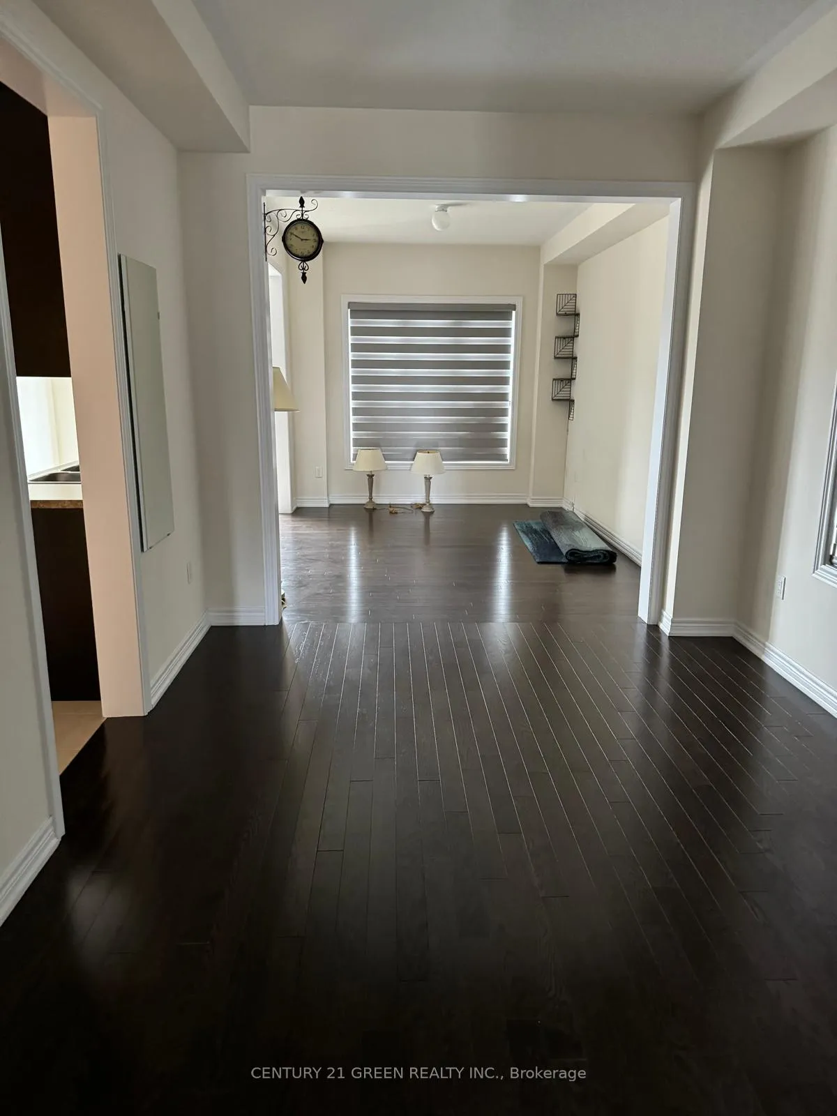 Photo 9 of Unit Main & 2nd Floor, 100 Lanark Circle, Brampton, Credit Valley — HOMEH