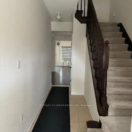 Photo 6 of Unit Main & 2nd Floor, 100 Lanark Circle, Brampton, Credit Valley — HOMEH