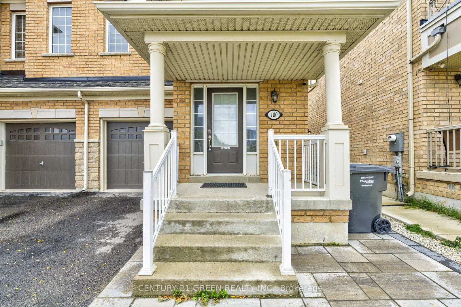 Photo 16 of Unit Main & 2nd Floor, 100 Lanark Circle, Brampton, Credit Valley — HOMEH
