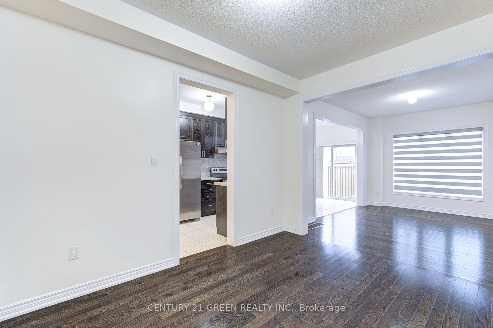 Photo 32 of Unit Main & 2nd Floor, 100 Lanark Circle, Brampton, Credit Valley — HOMEH
