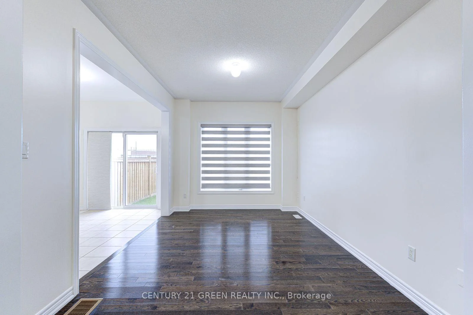 Photo 48 of Unit Main & 2nd Floor, 100 Lanark Circle, Brampton, Credit Valley — HOMEH