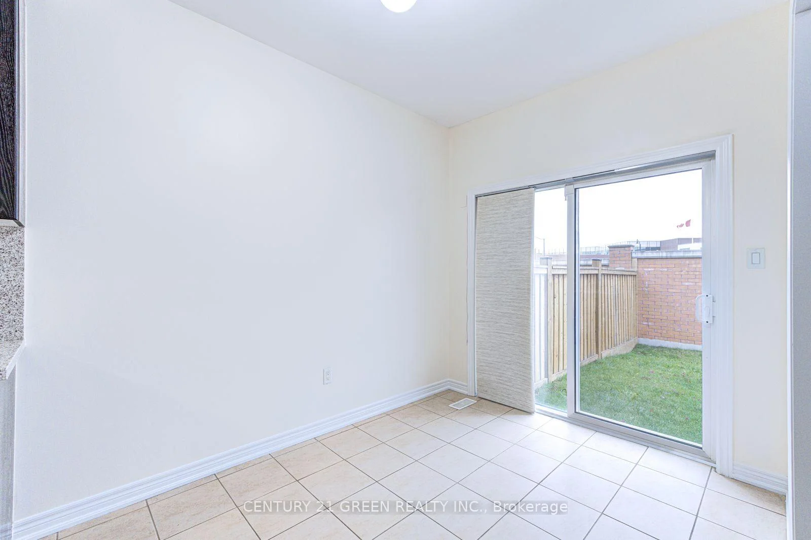 Photo 65 of Unit Main & 2nd Floor, 100 Lanark Circle, Brampton, Credit Valley — HOMEH