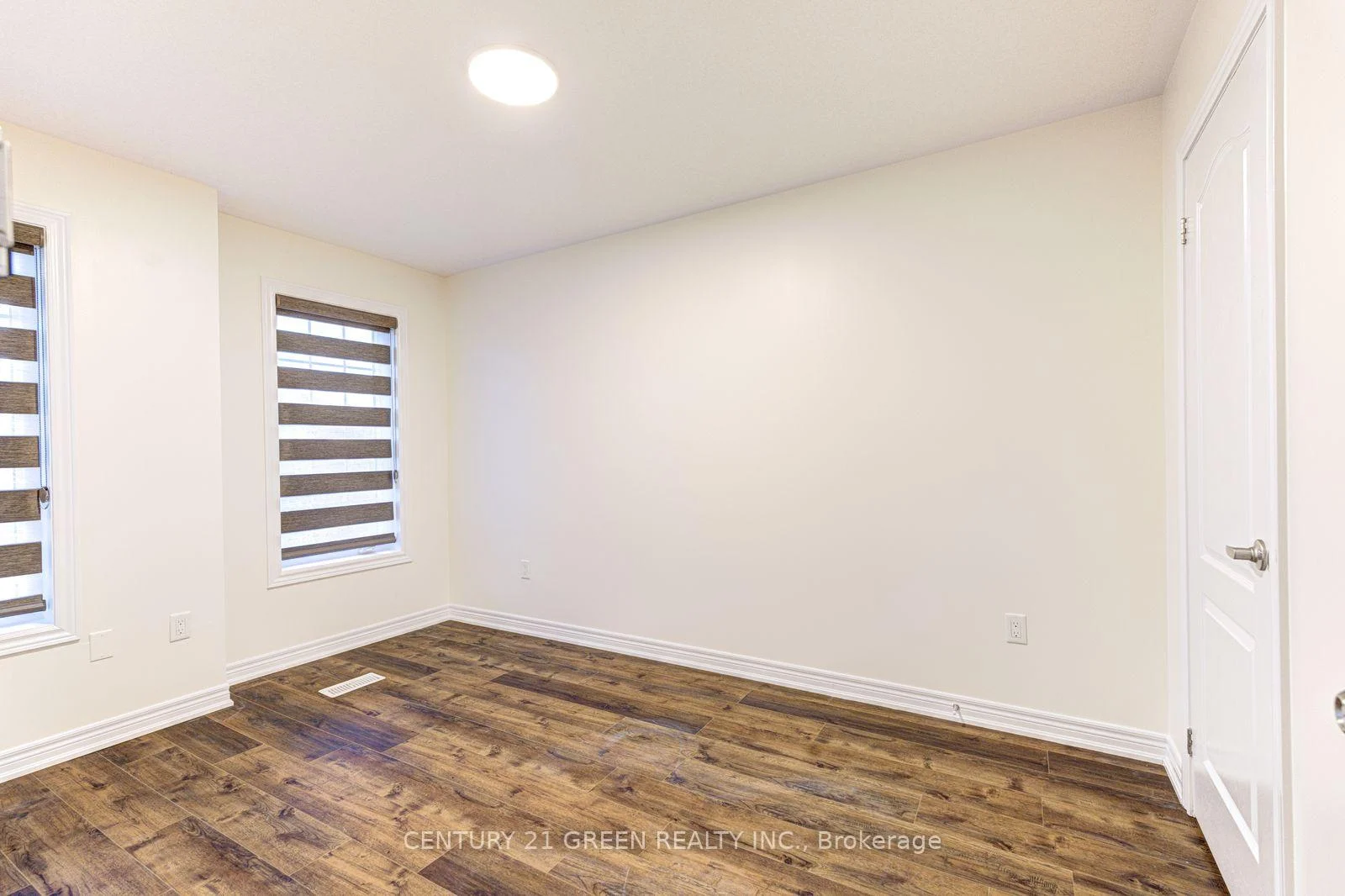 Photo 88 of Unit Main & 2nd Floor, 100 Lanark Circle, Brampton, Credit Valley — HOMEH