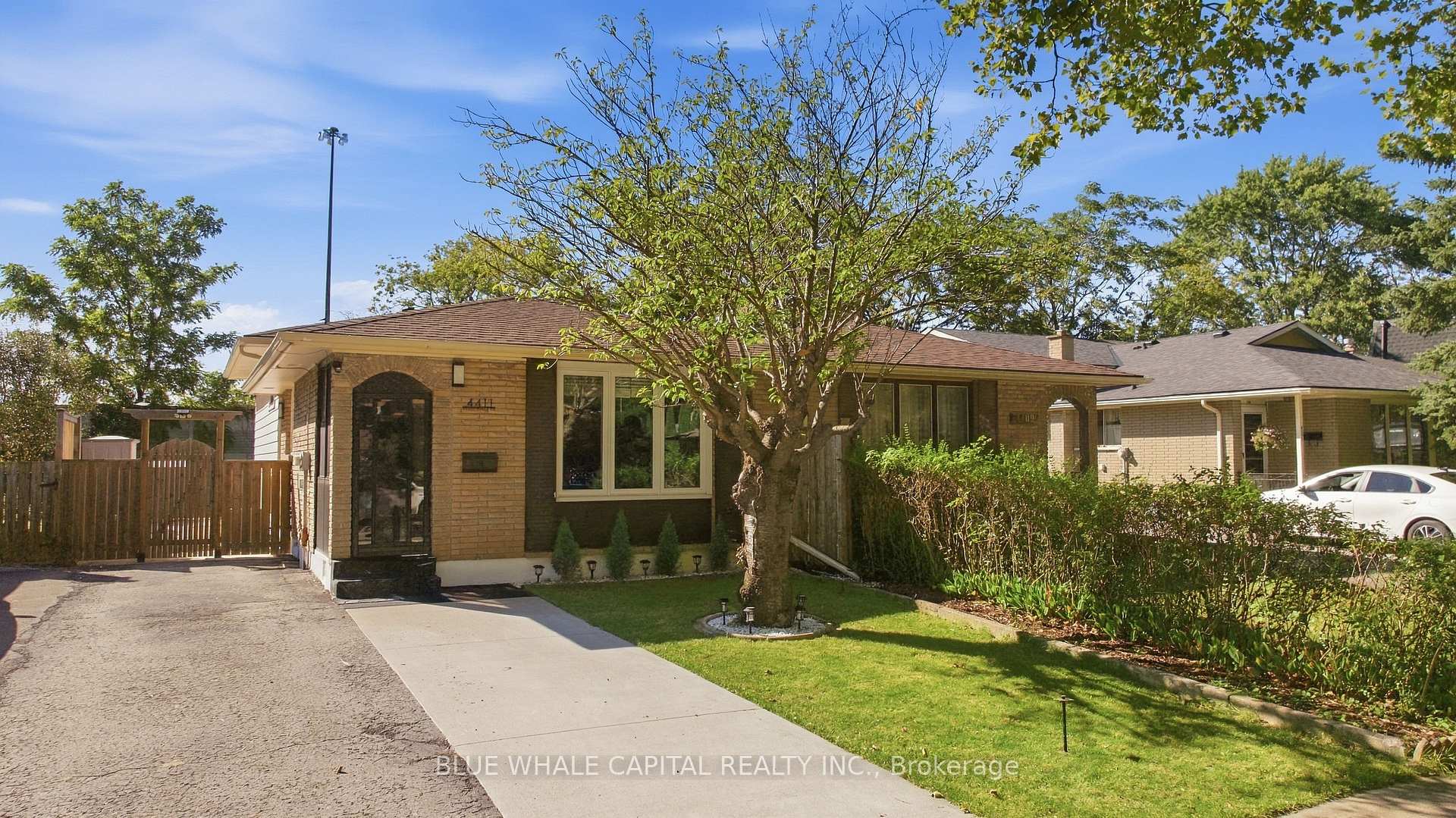 Photo of 4411 Meadowvale Drive