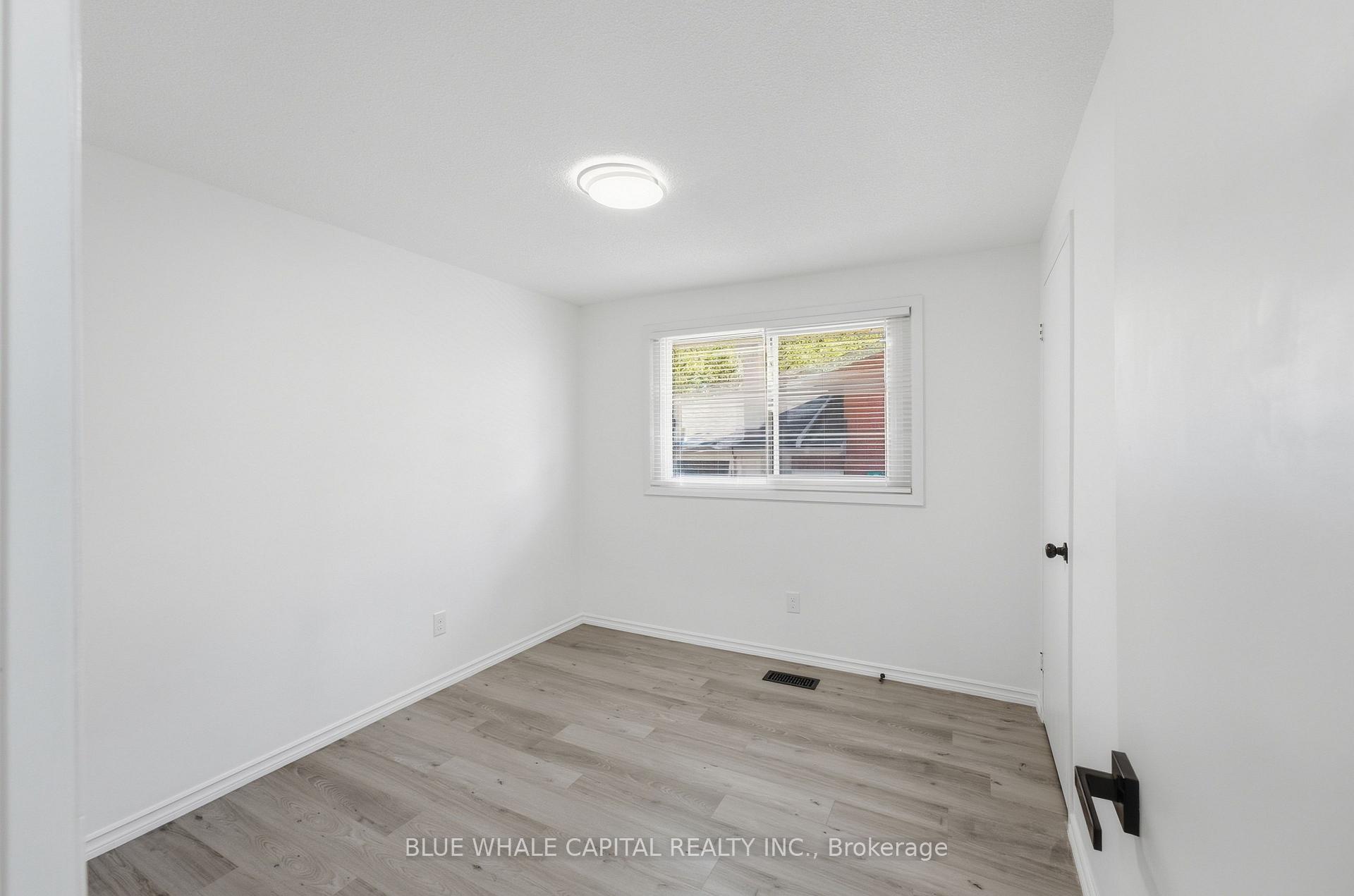 Photo 19 of 4411 Meadowvale Drive, Niagara Falls, Morrison — HOMEH