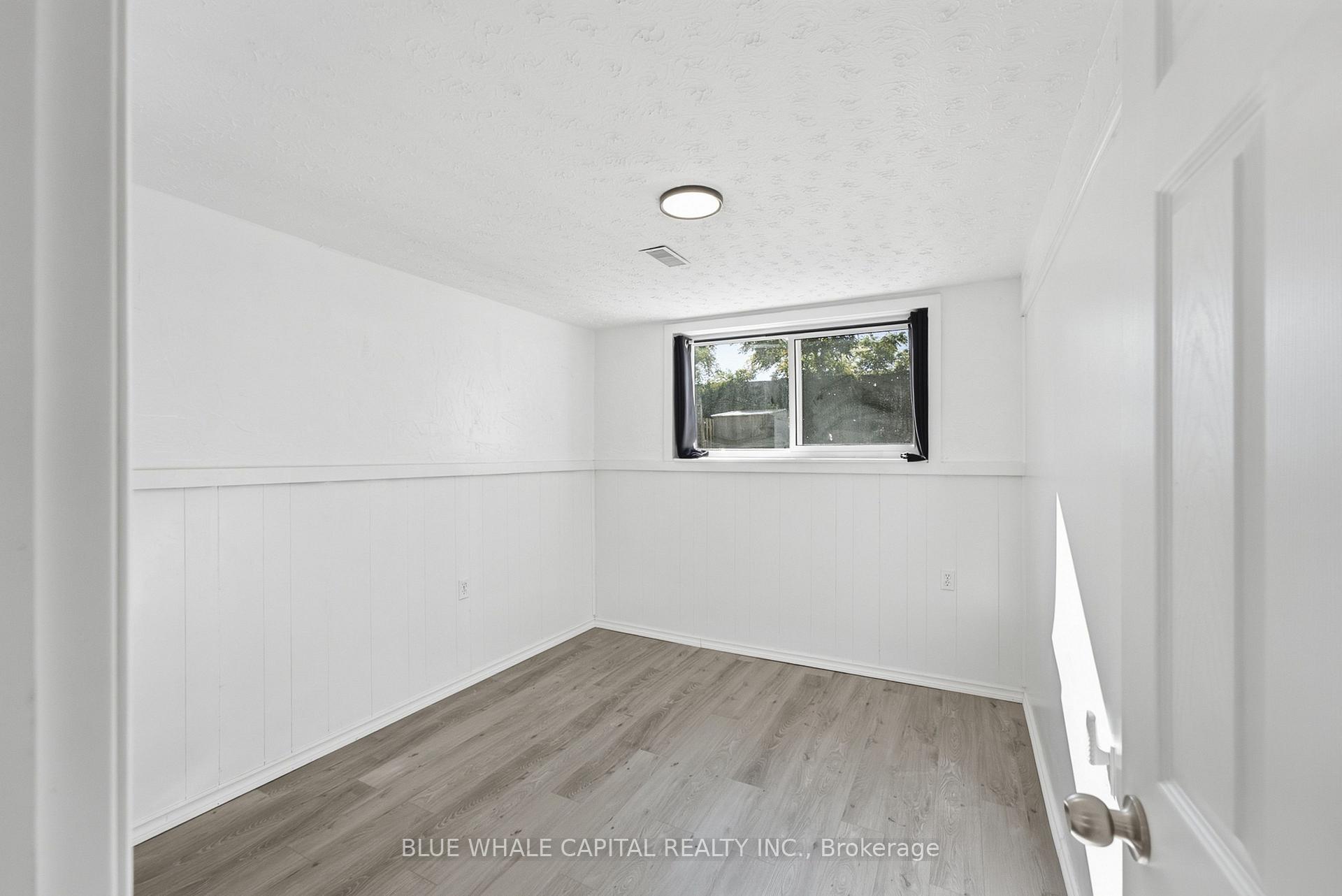 Photo 28 of 4411 Meadowvale Drive, Niagara Falls, Morrison — HOMEH