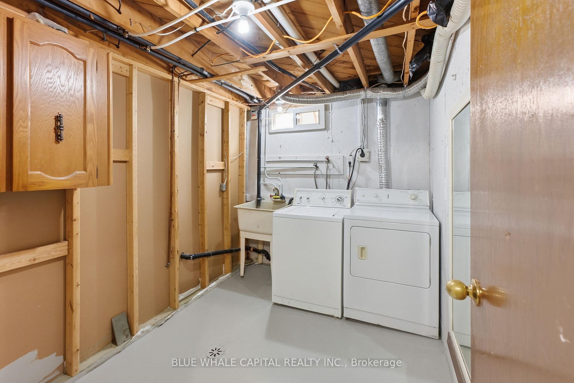Photo 32 of 4411 Meadowvale Drive, Niagara Falls, Morrison — HOMEH