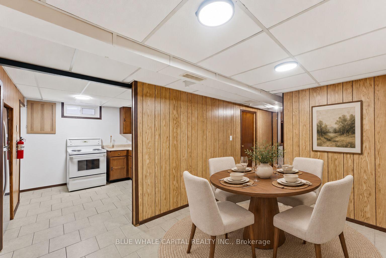 Photo 35 of 4411 Meadowvale Drive, Niagara Falls, Morrison — HOMEH