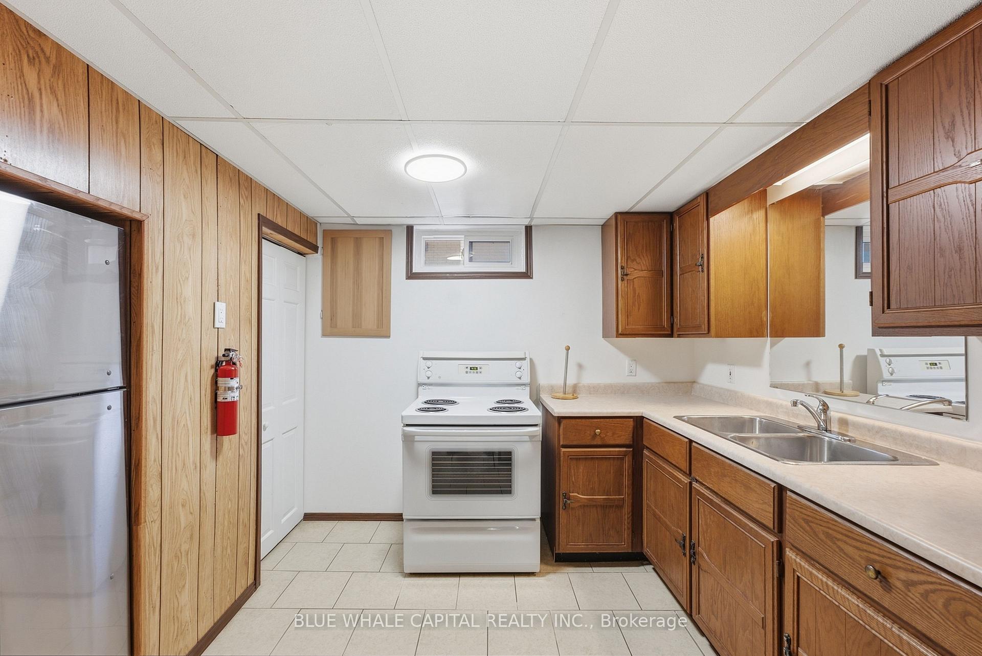 Photo 38 of 4411 Meadowvale Drive, Niagara Falls, Morrison — HOMEH