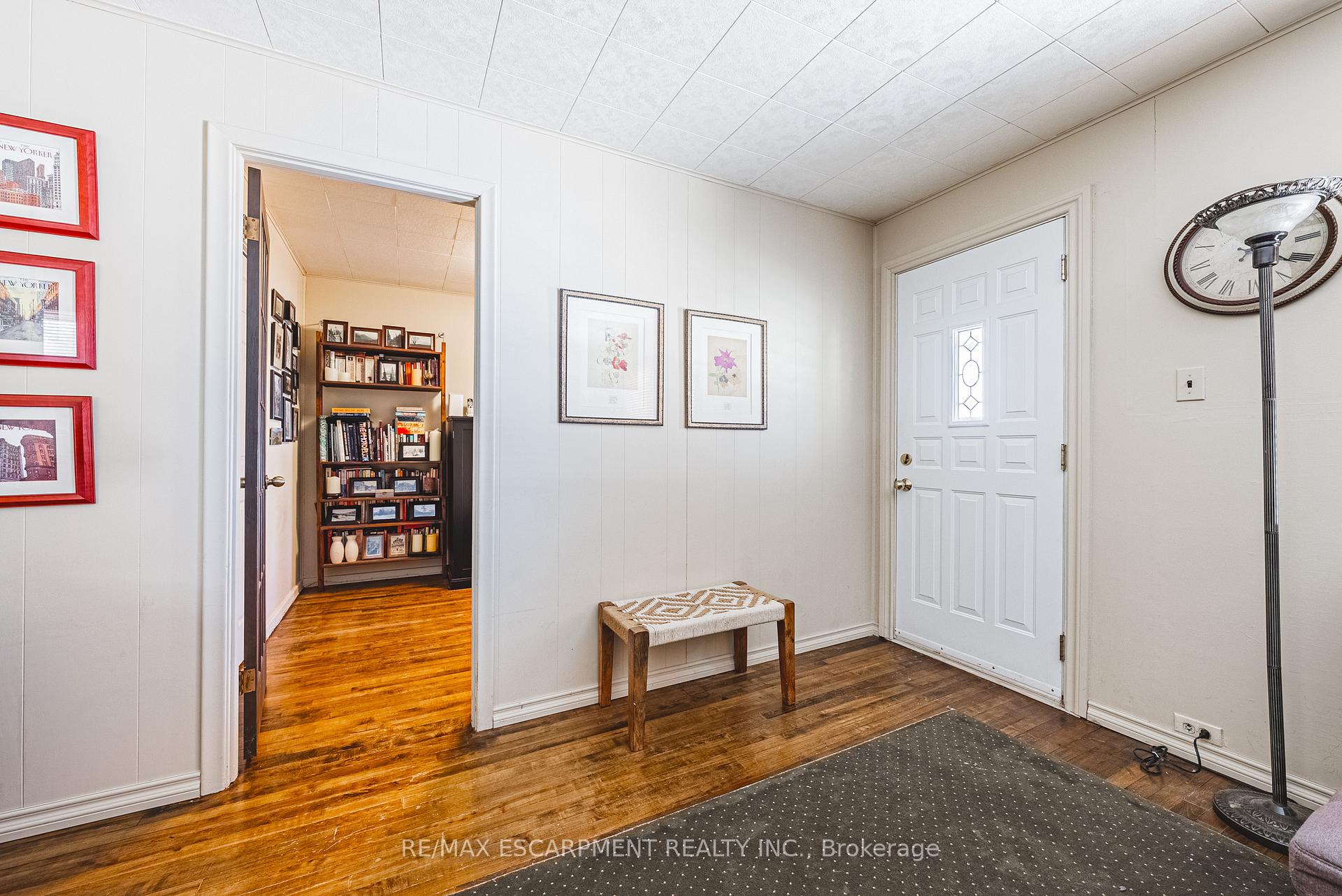 Photo 11 of 28 Munn Street, Hamilton, Raleigh — HOMEH