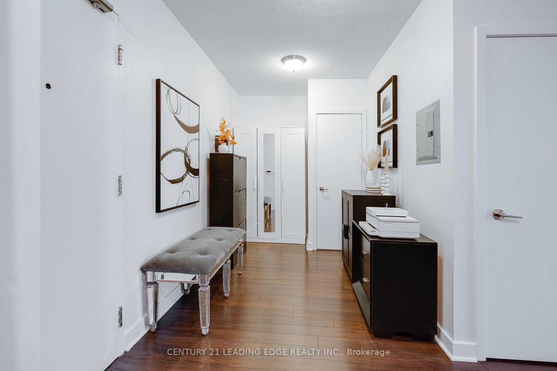 Photo 3 of Unit 820, 120 Dallimore Circle, North York, Banbury-Don Mills — HOMEH