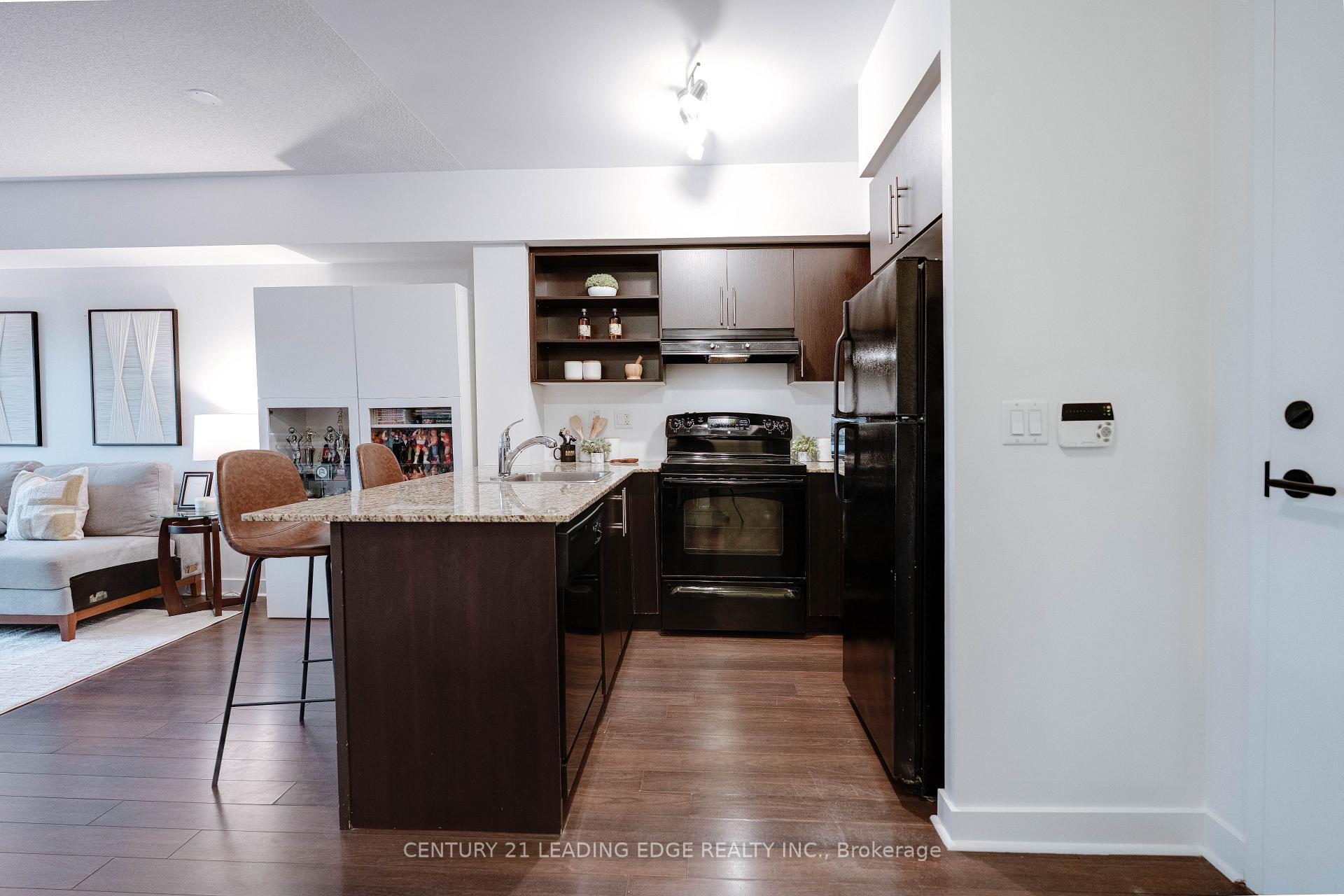 Photo 5 of Unit 820, 120 Dallimore Circle, North York, Banbury-Don Mills — HOMEH