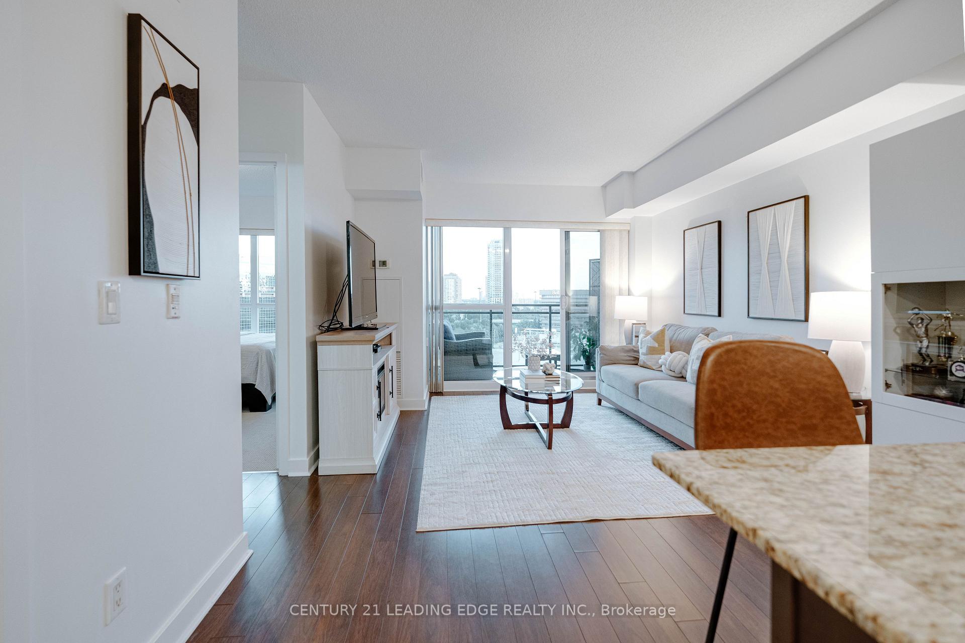 Photo 7 of Unit 820, 120 Dallimore Circle, North York, Banbury-Don Mills — HOMEH