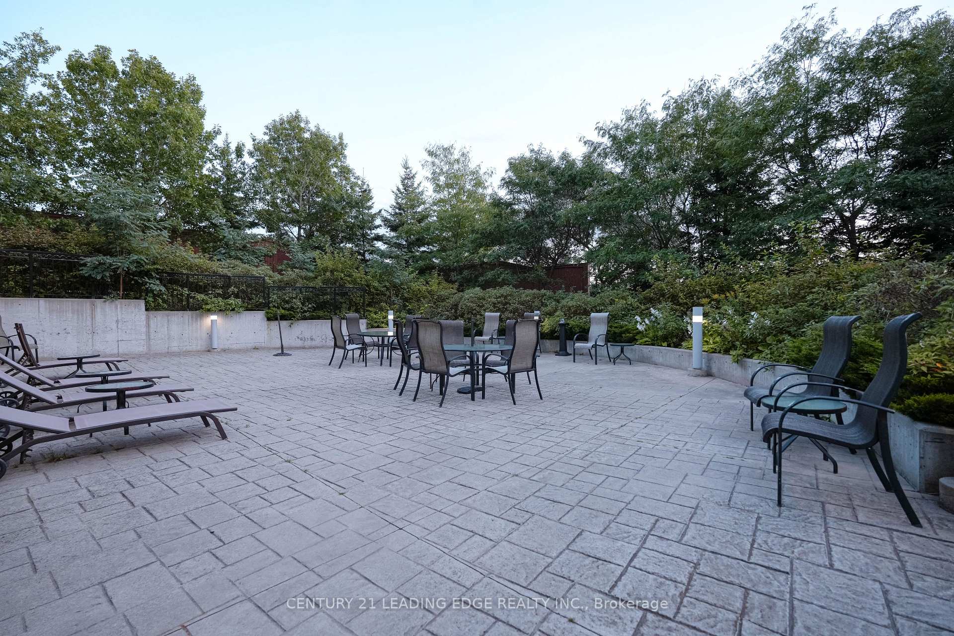 Photo 18 of Unit 820, 120 Dallimore Circle, North York, Banbury-Don Mills — HOMEH