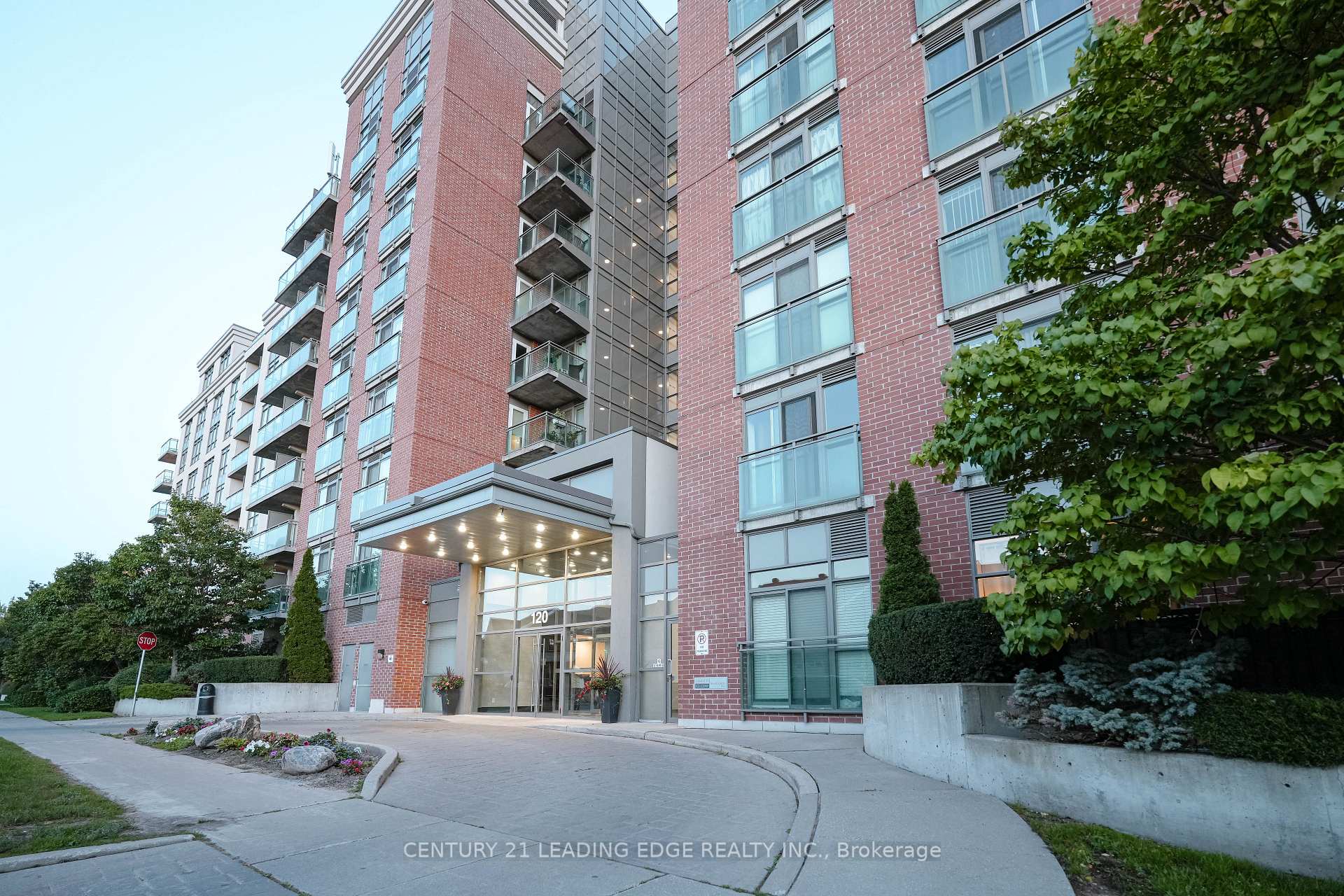 Photo 37 of Unit 820, 120 Dallimore Circle, North York, Banbury-Don Mills — HOMEH
