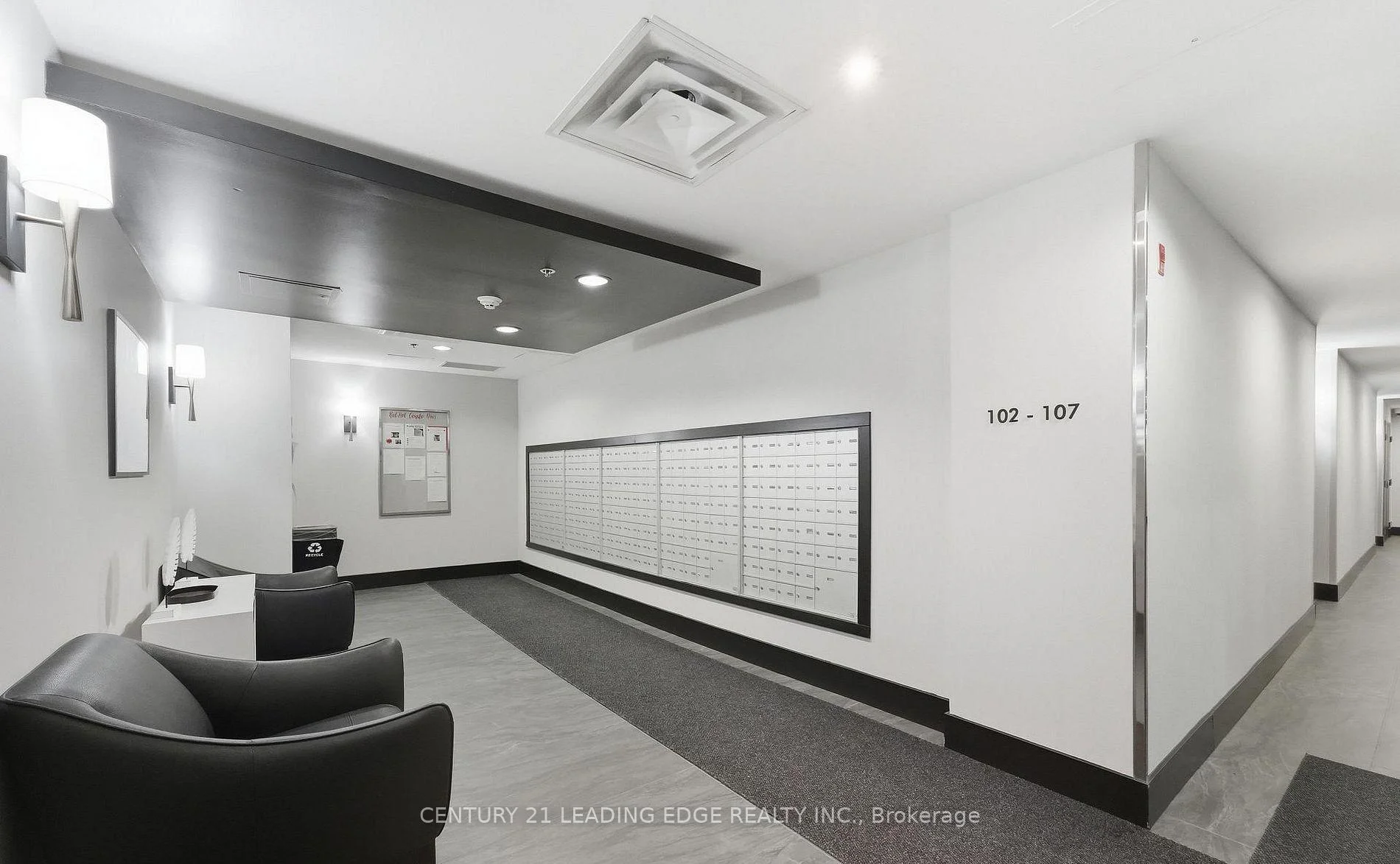 Photo 29 of Unit 820, 120 Dallimore Circle, North York, Banbury-Don Mills — HOMEH