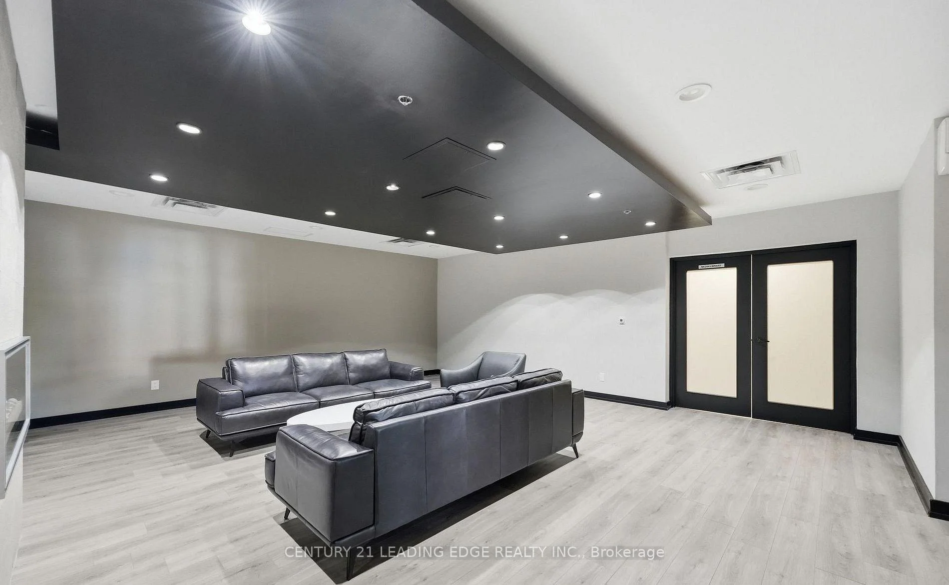 Photo 31 of Unit 820, 120 Dallimore Circle, North York, Banbury-Don Mills — HOMEH
