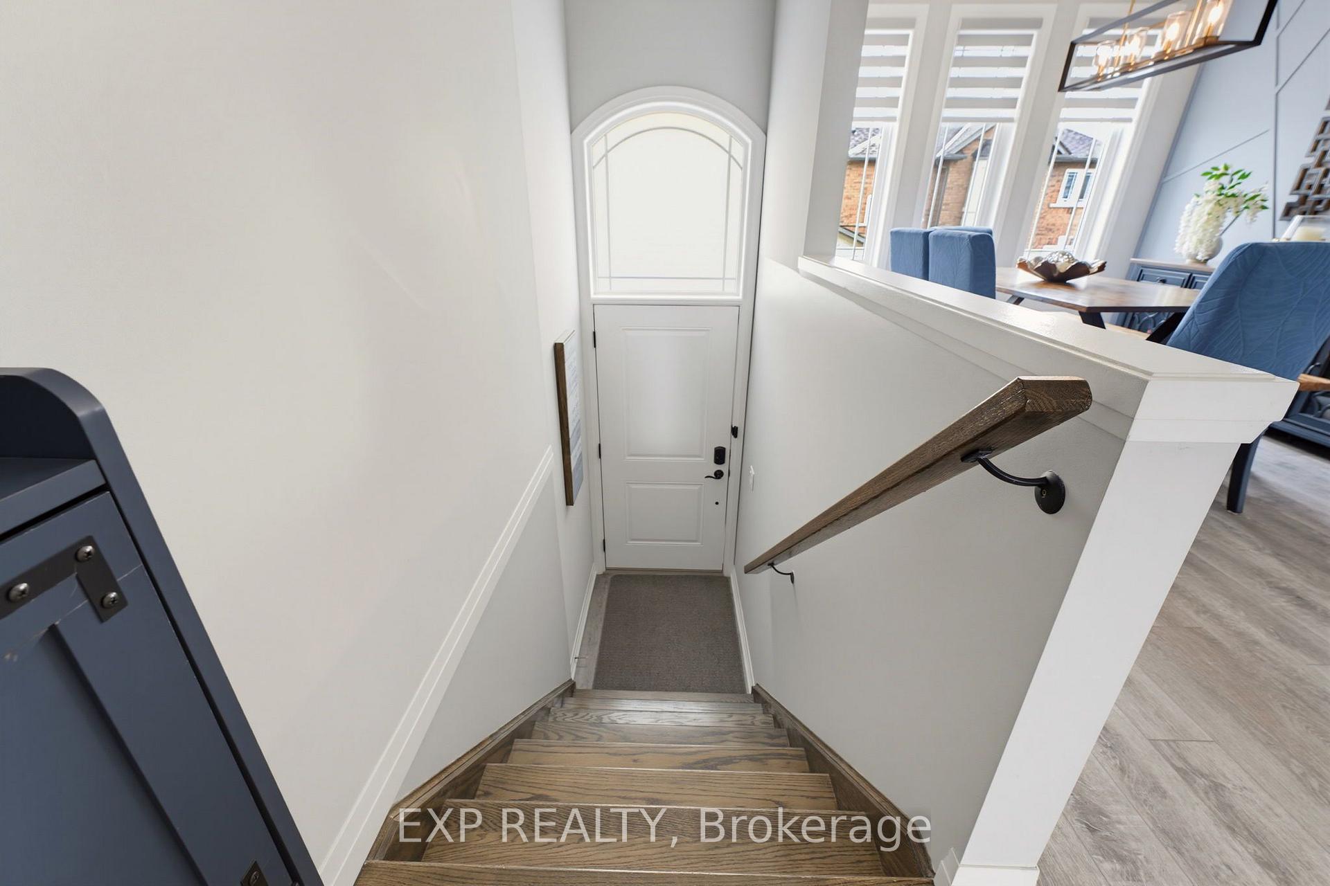 Photo 7 of 74 Laguna Village Crescent, Hamilton, Hannon — HOMEH