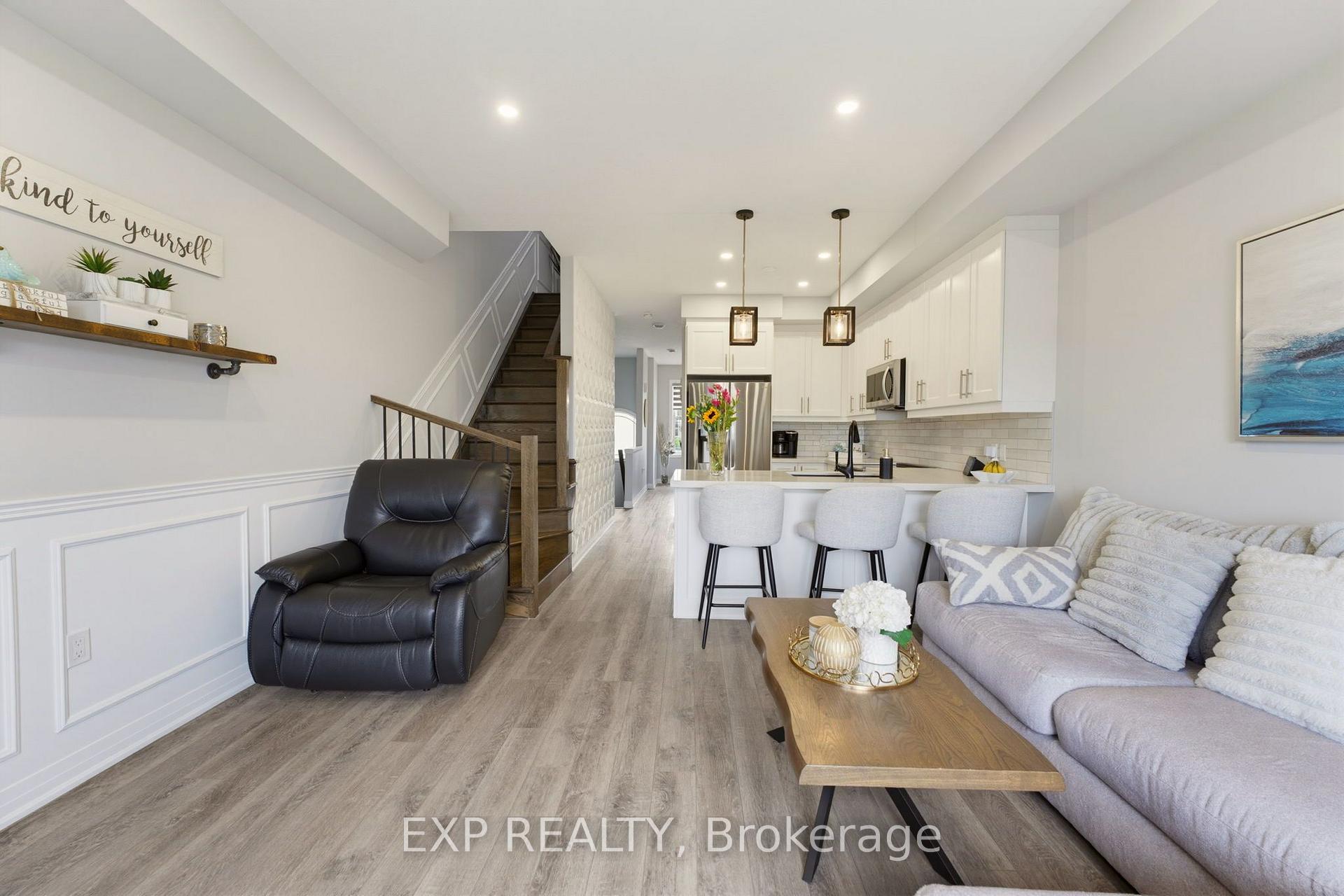 Photo 15 of 74 Laguna Village Crescent, Hamilton, Hannon — HOMEH