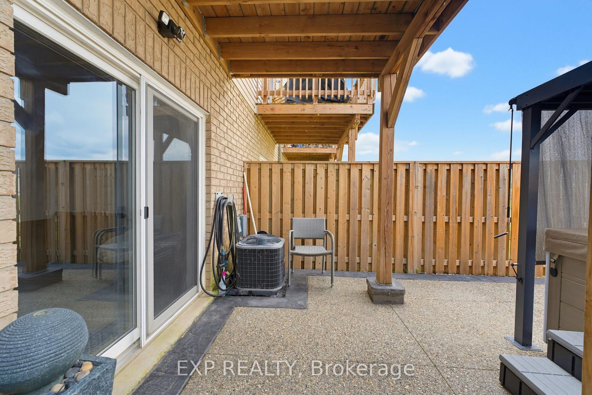 Photo 26 of 74 Laguna Village Crescent, Hamilton, Hannon — HOMEH
