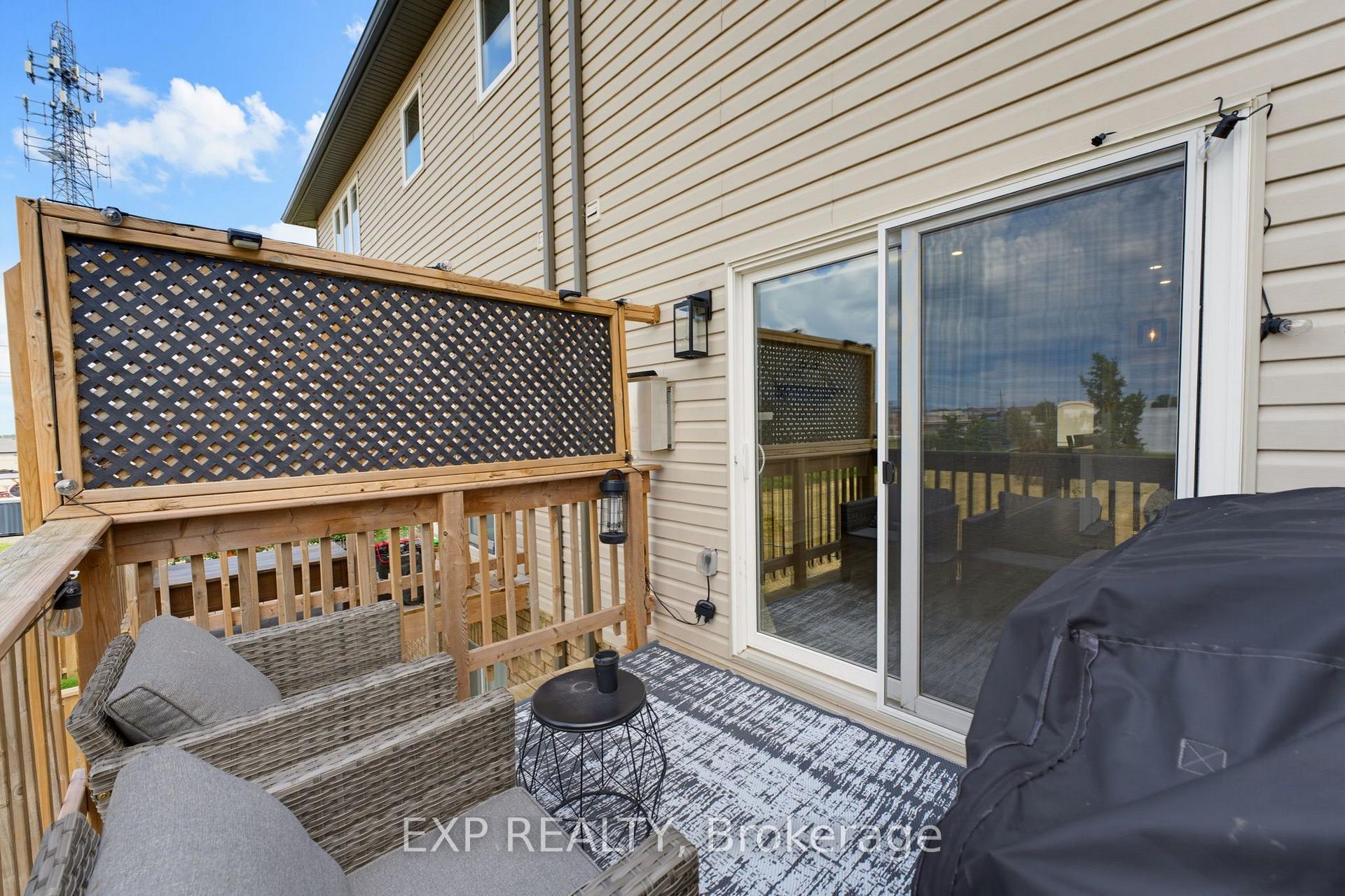 Photo 27 of 74 Laguna Village Crescent, Hamilton, Hannon — HOMEH