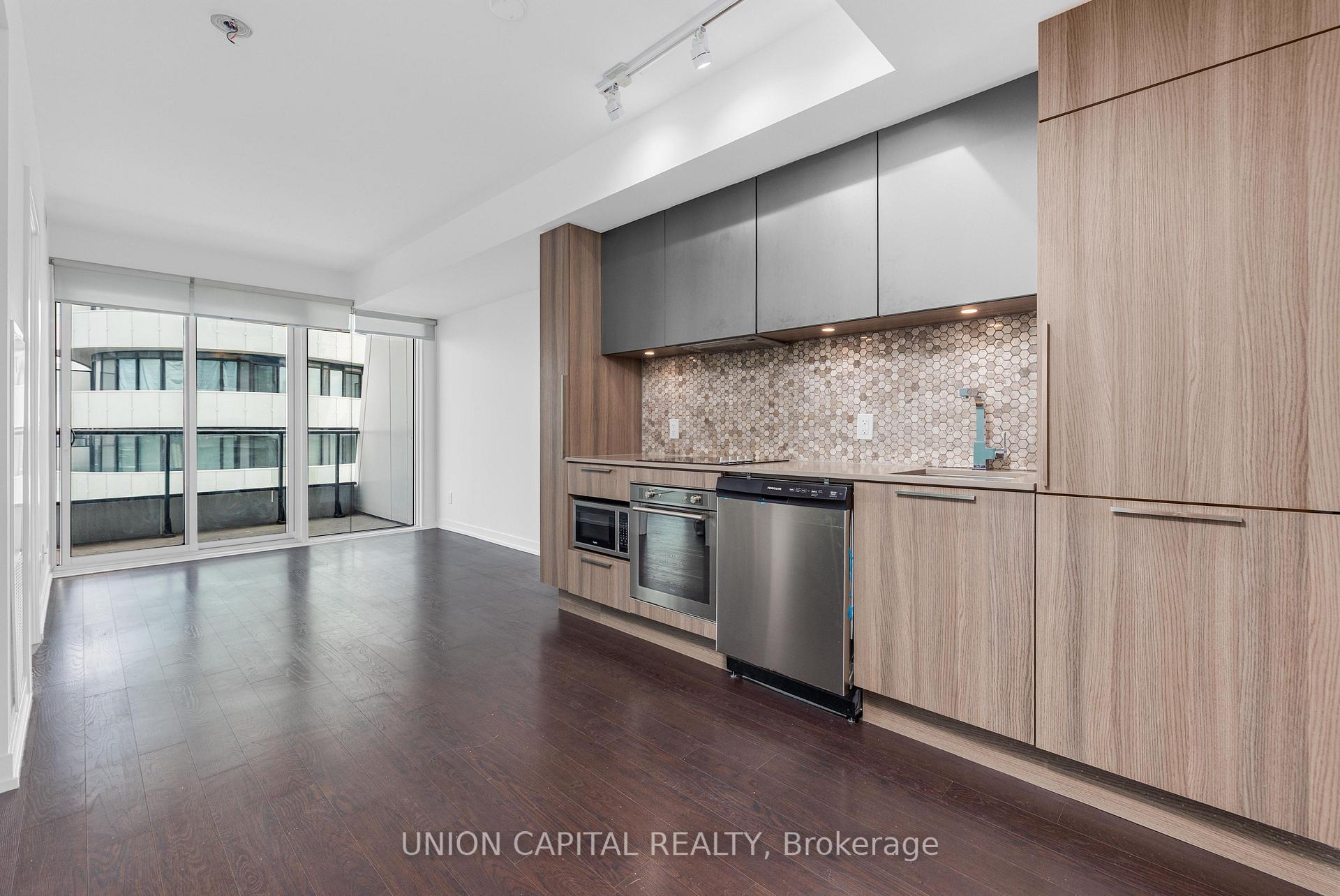 Photo 7 of Unit PH01, 85 Wood Street, Toronto, Church-Yonge Corridor — HOMEH