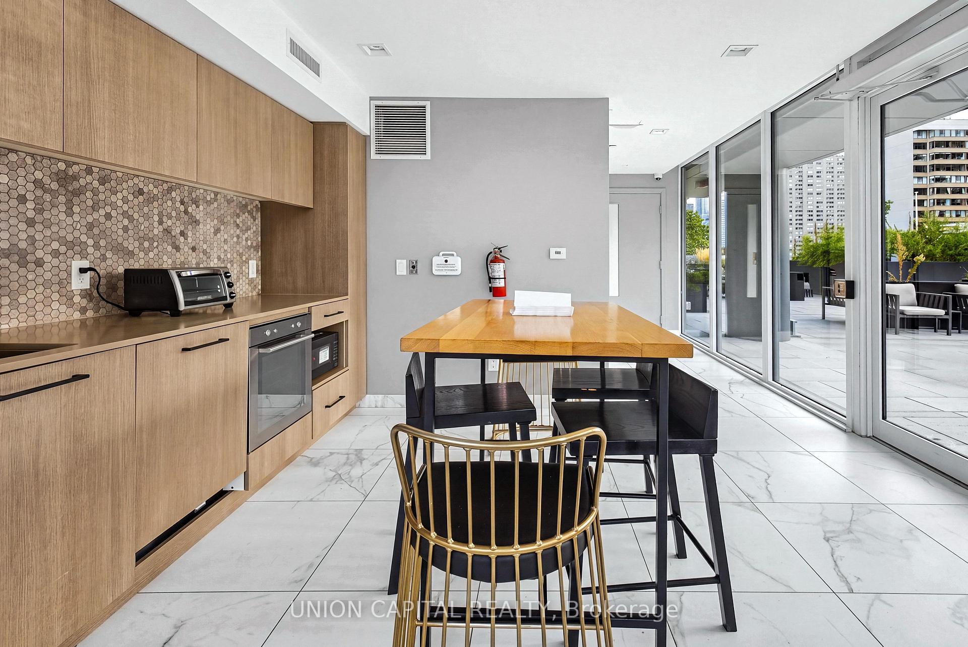 Photo 33 of Unit PH01, 85 Wood Street, Toronto, Church-Yonge Corridor — HOMEH