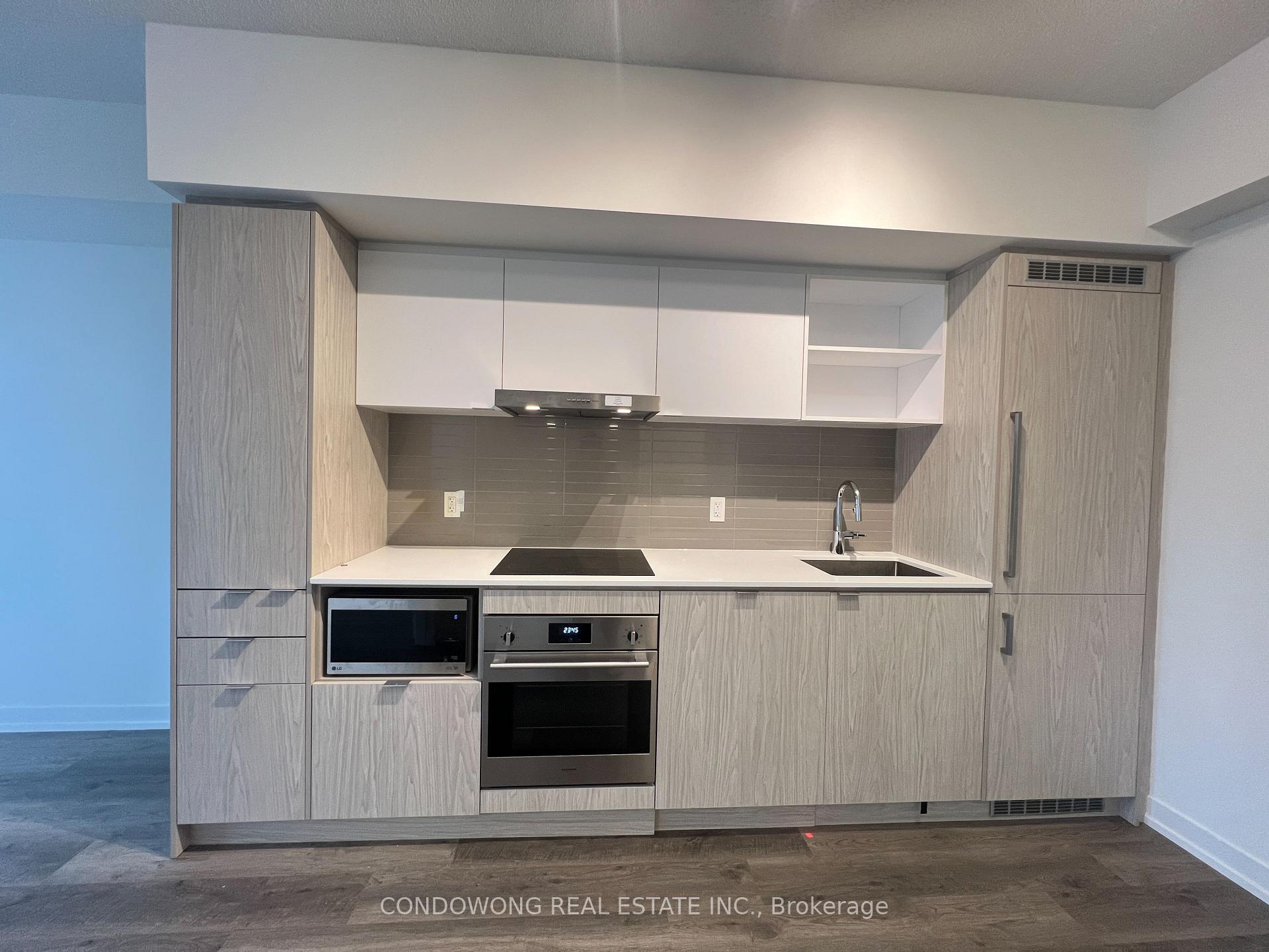 Photo 2 of Unit 2112, 55 Cooper Street, Toronto, Waterfront Communities — HOMEH
