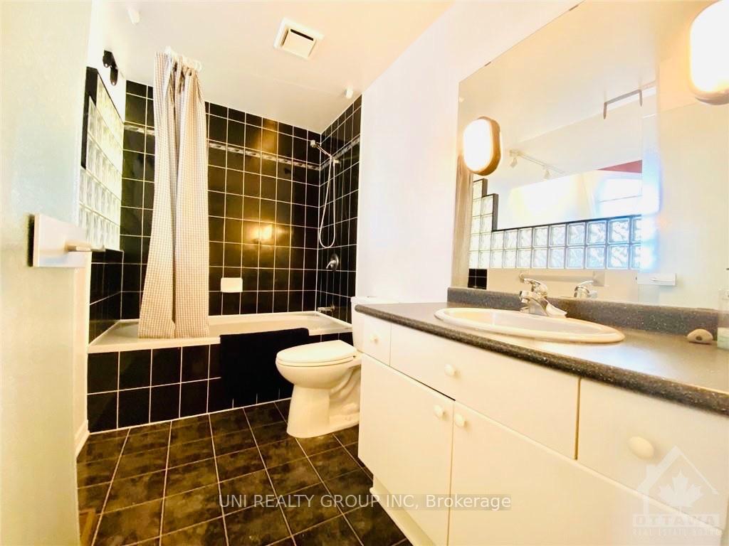 Photo 10 of 181 Thornbury Crescent, Ottawa, Centrepointe — HOMEH