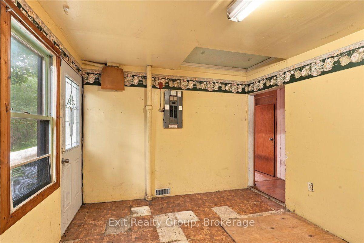 Photo 15 of 437 Drewery Street, Brighton, Rural Brighton — HOMEH