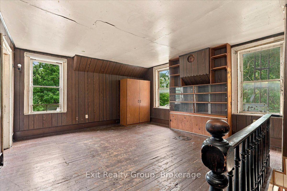 Photo 17 of 437 Drewery Street, Brighton, Rural Brighton — HOMEH